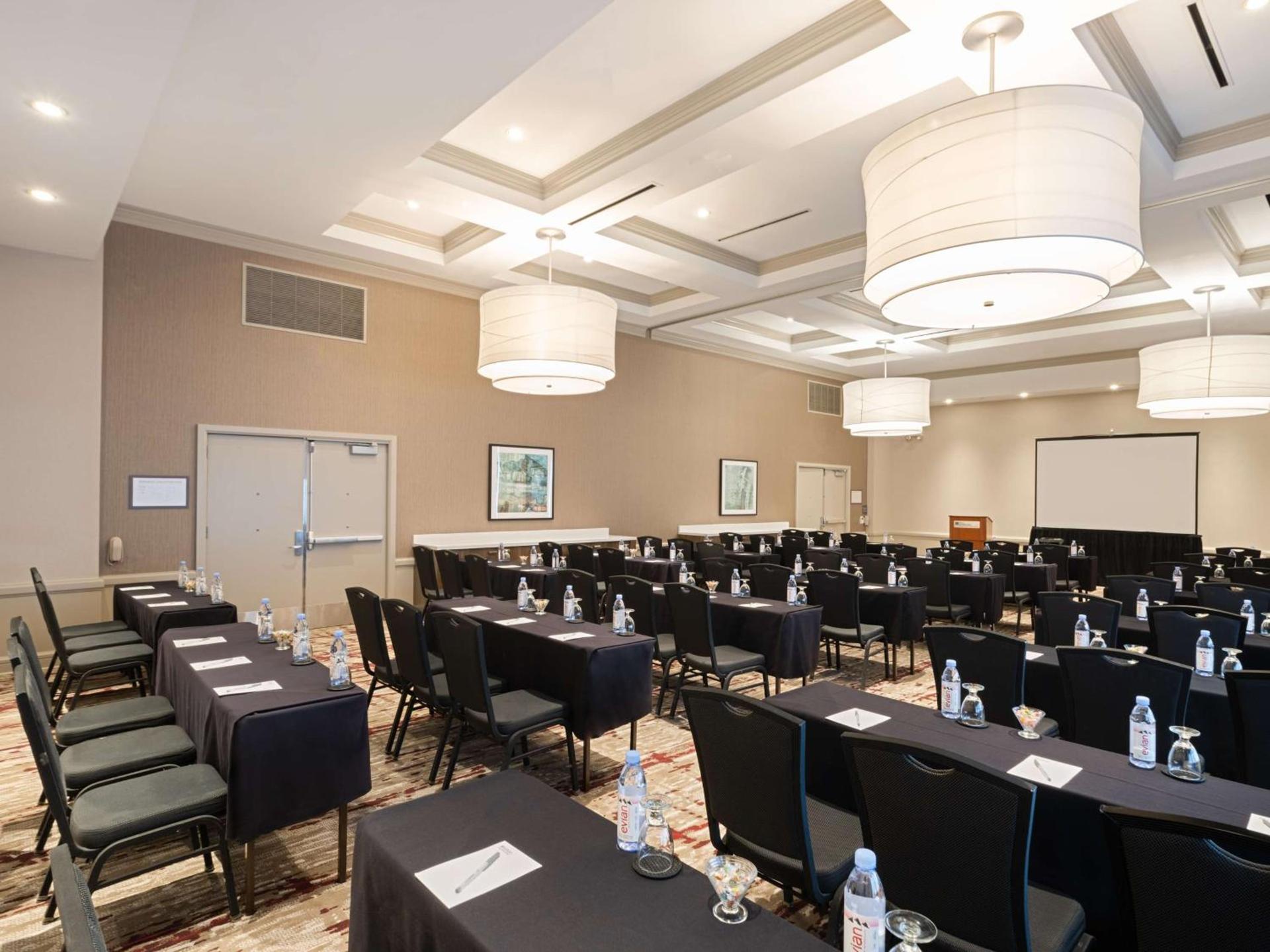 Hilton Garden Inn Chicago Downtown/Magnificent Mile photo 44