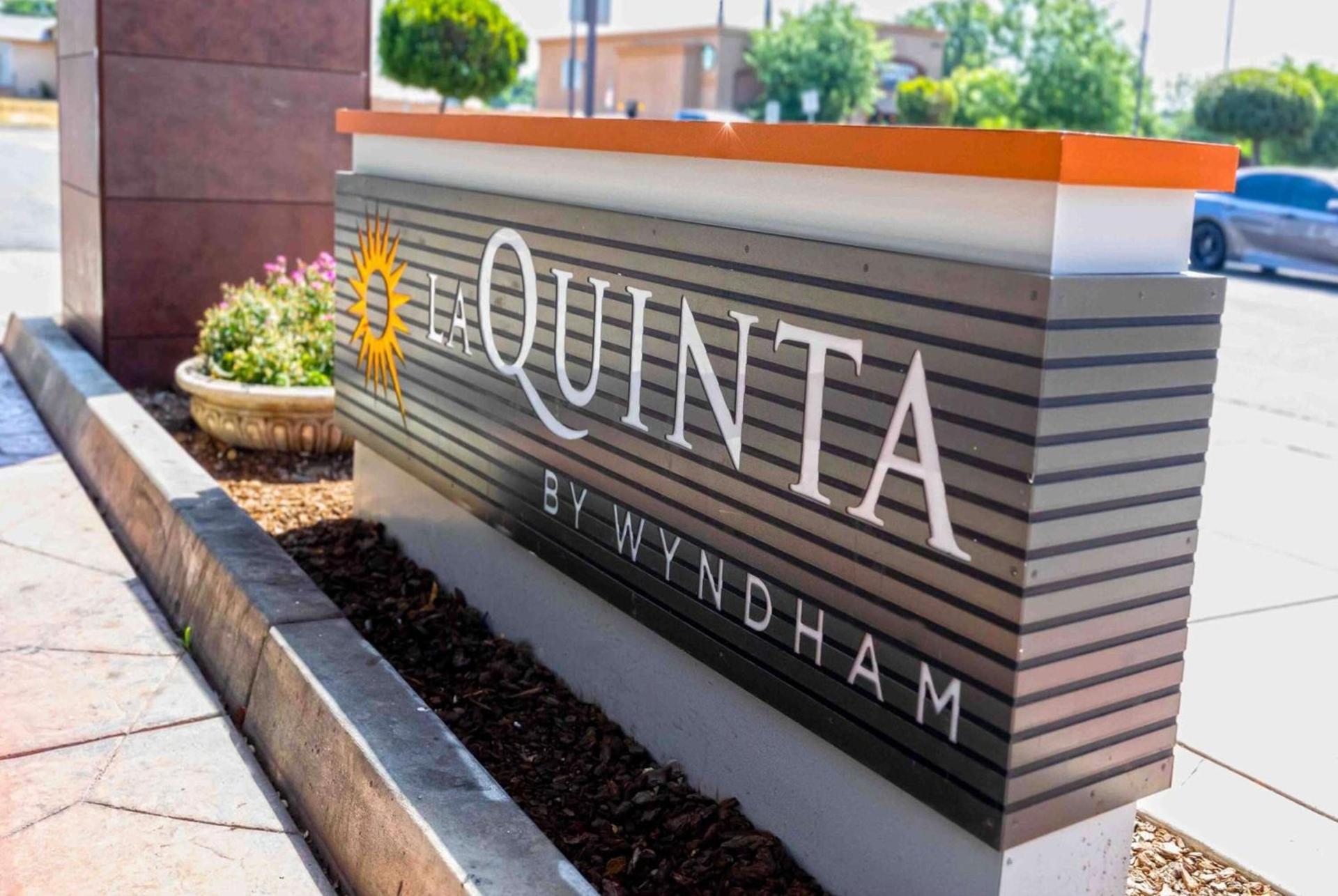 La Quinta by Wyndham Fowler photo 11