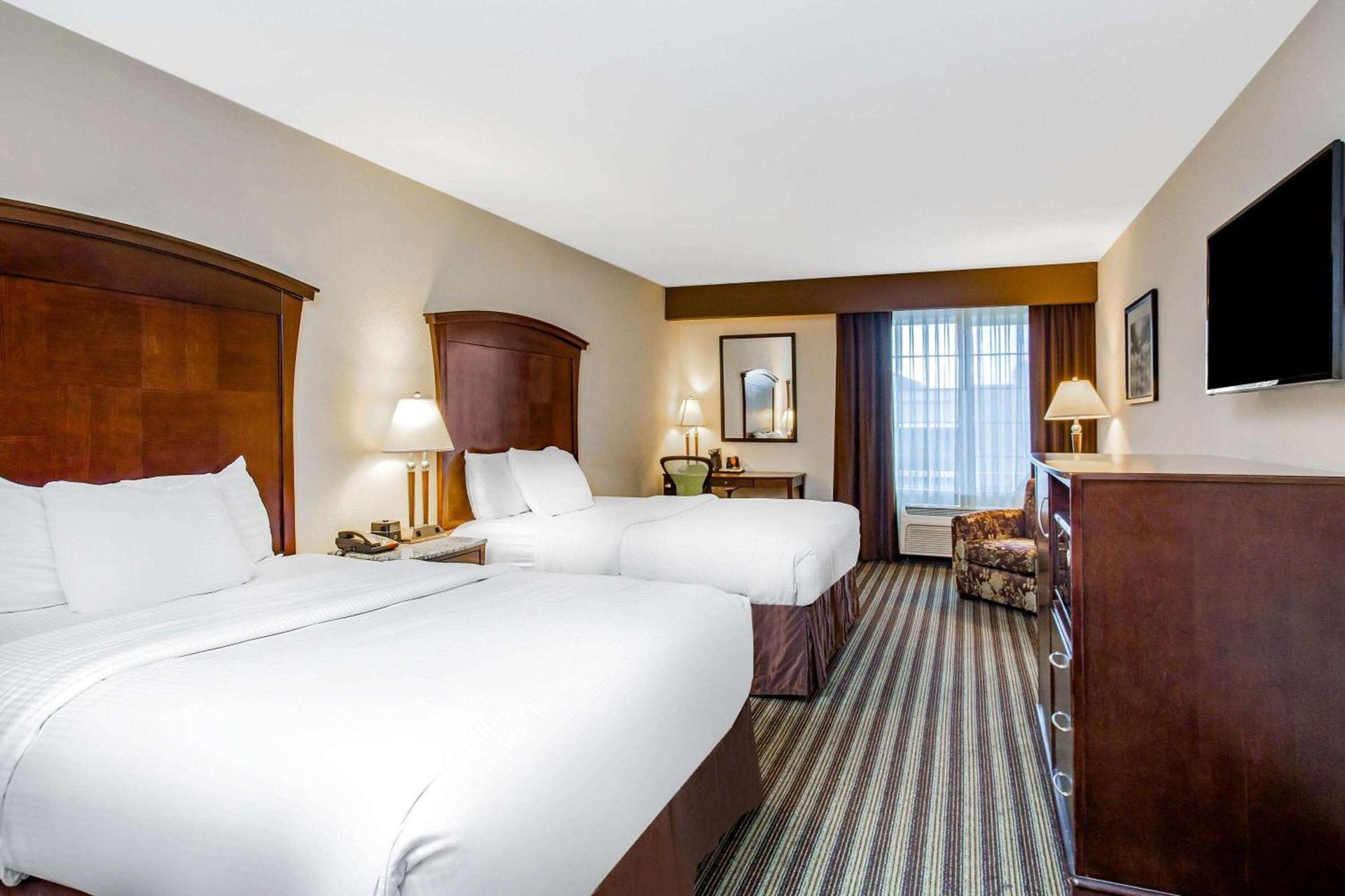 La Quinta by Wyndham Fowler photo 31