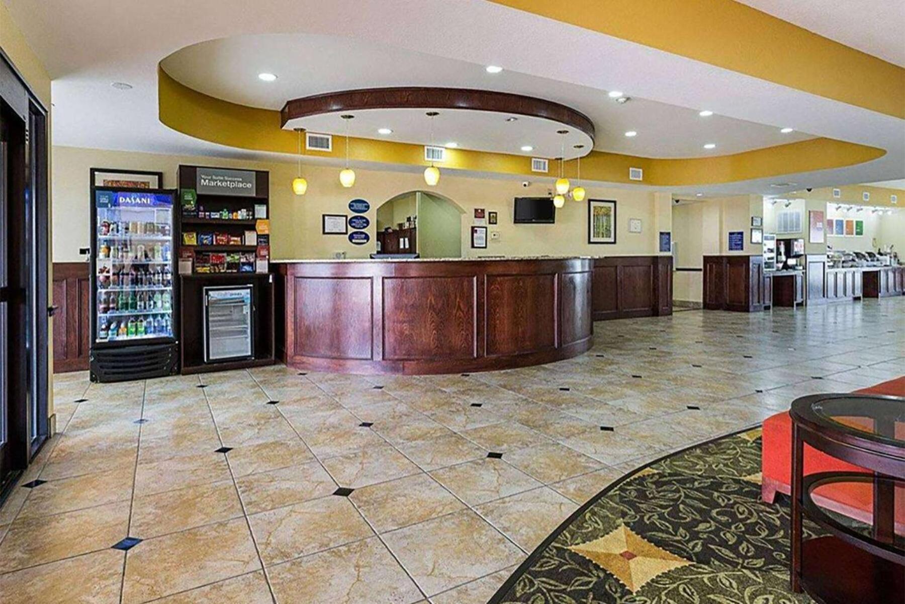 Days Inn & Suites by Wyndham Houston / West Energy Corridor photo 5