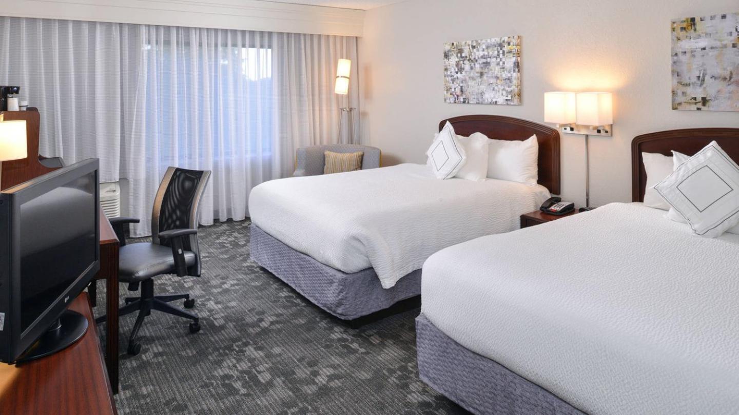 Courtyard by Marriott Charlotte Matthews photo 4