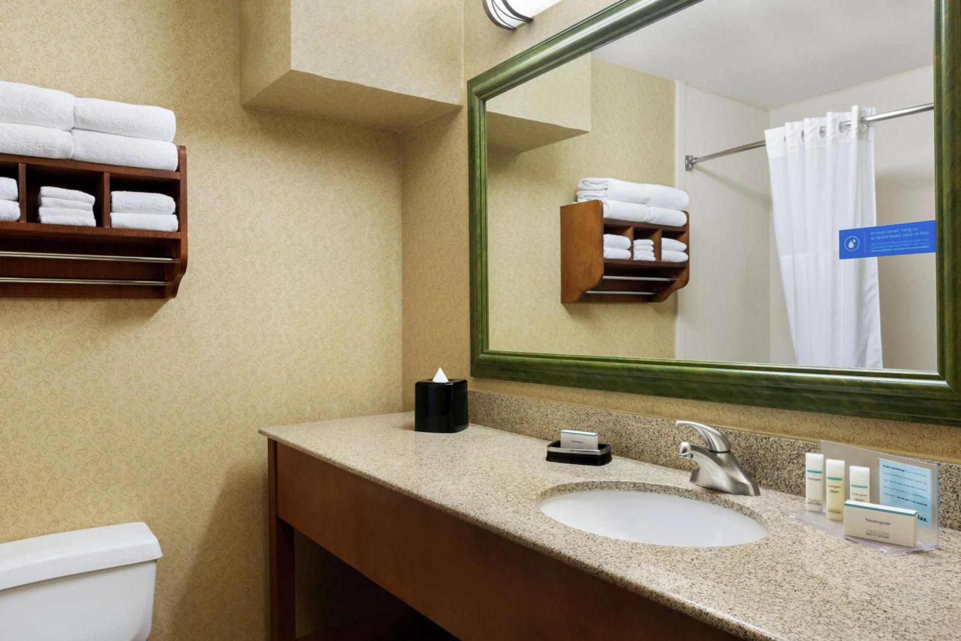 Hampton Inn Abilene photo 11