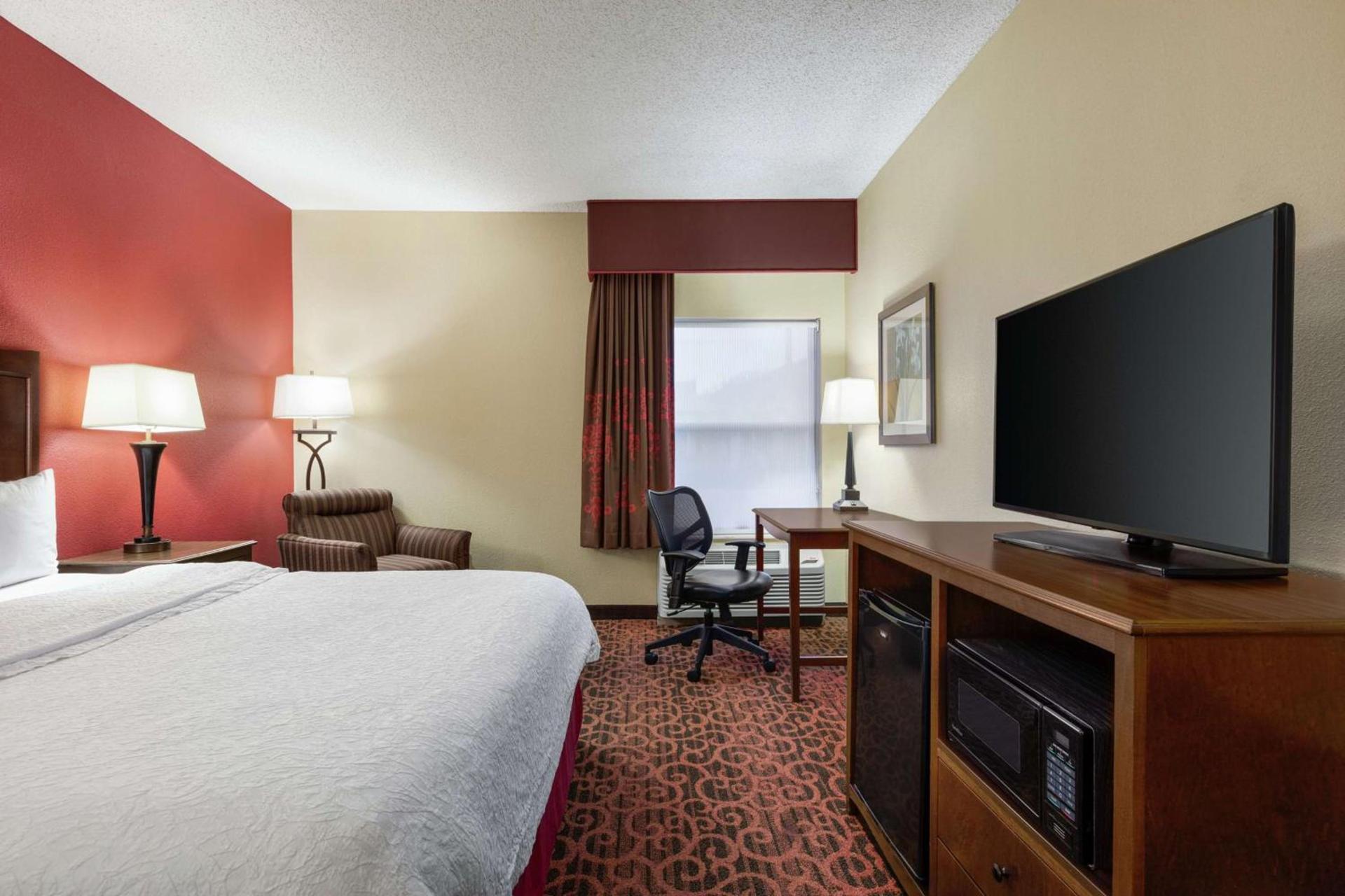 Hampton Inn Abilene photo 23