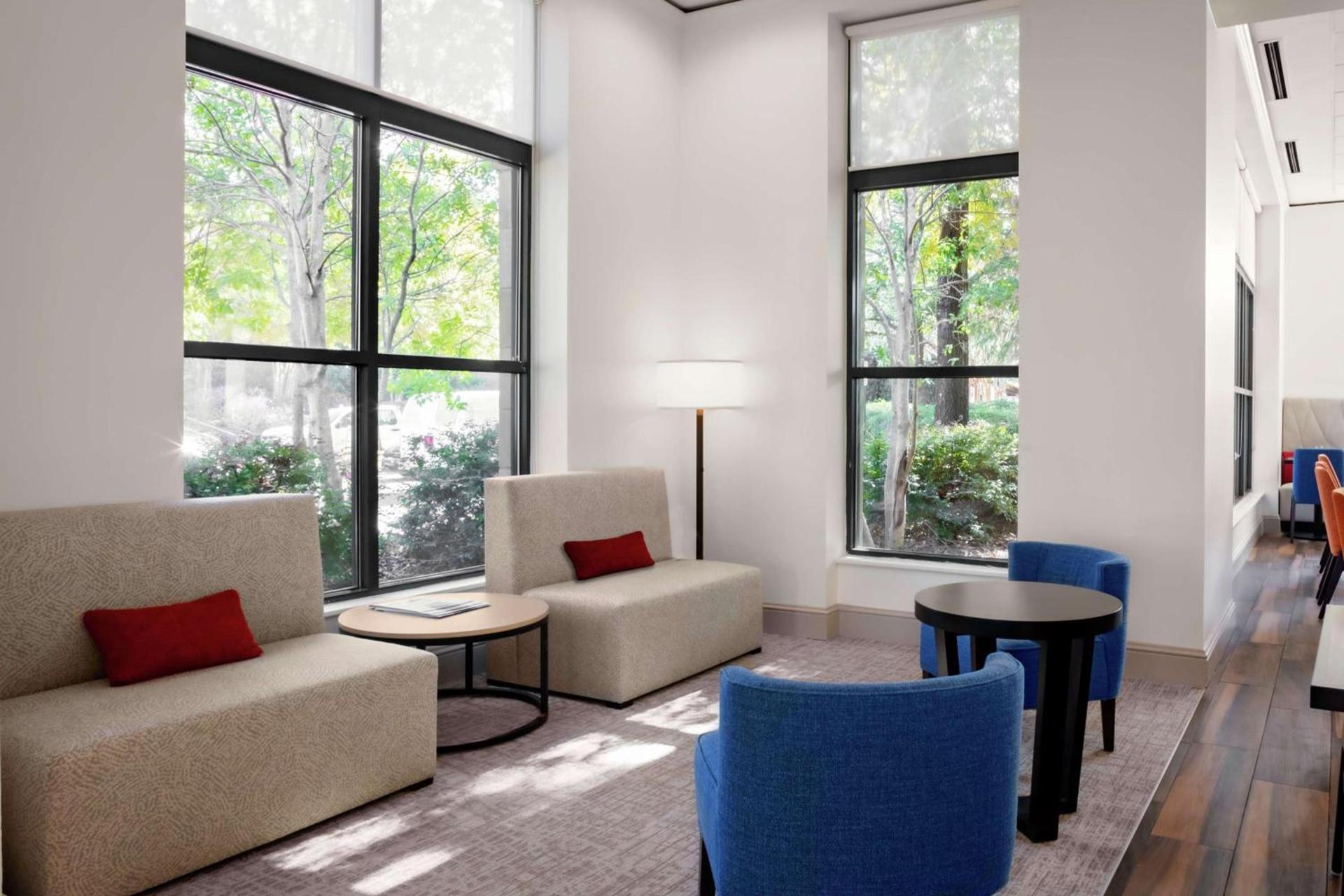 Hilton Garden Inn Atlanta Perimeter Center photo 6