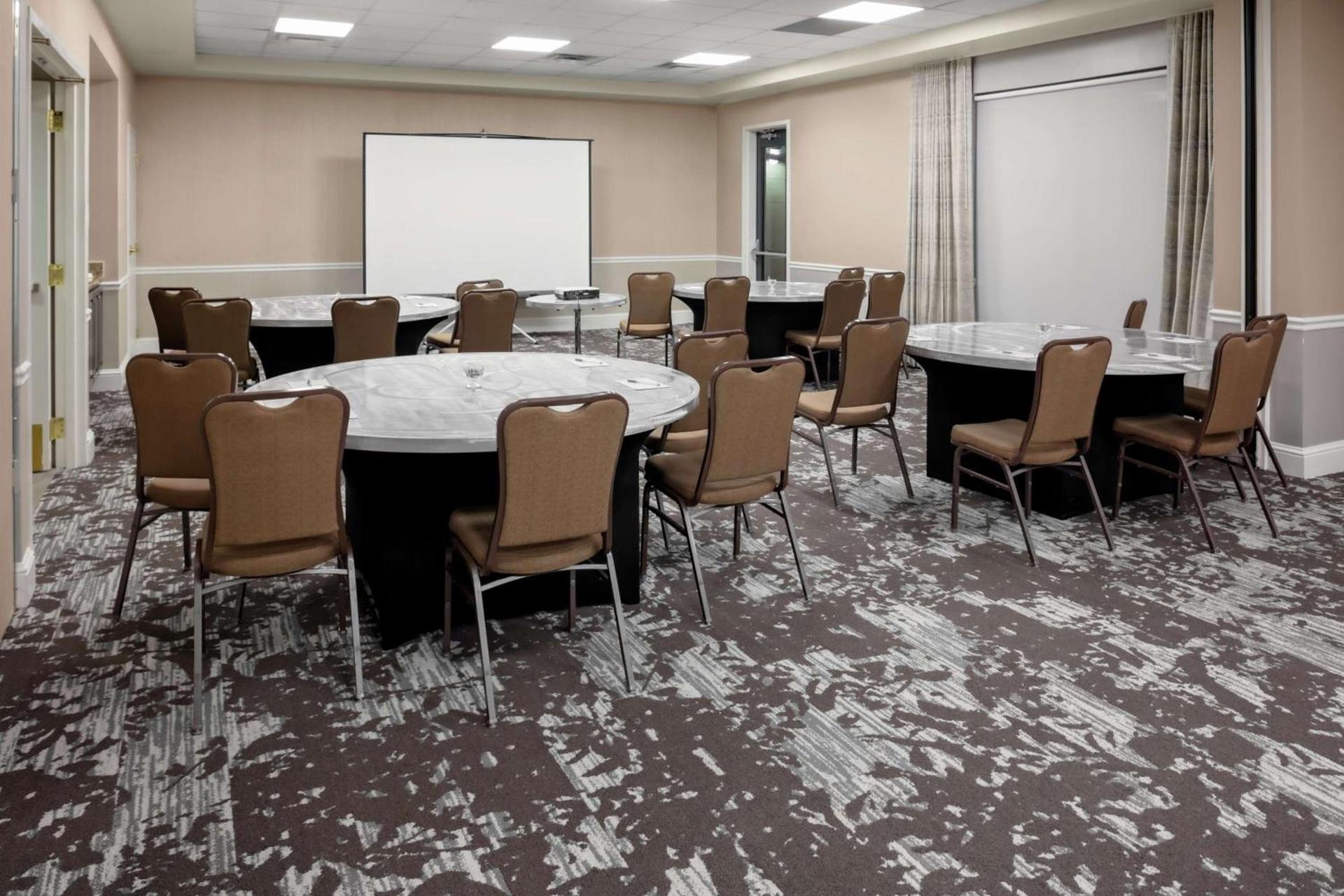 Hilton Garden Inn Atlanta Perimeter Center photo 30