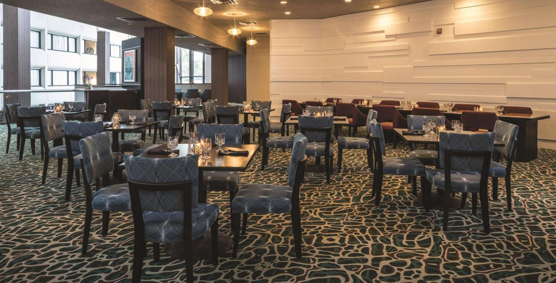DoubleTree by Hilton Austin Northwest - Arboretum photo 5