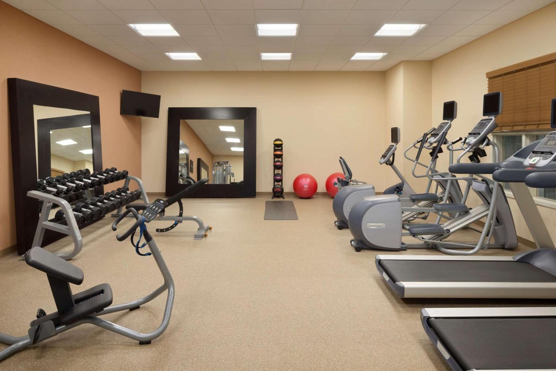 Homewood Suites by Hilton Kalamazoo-Portage photo 14
