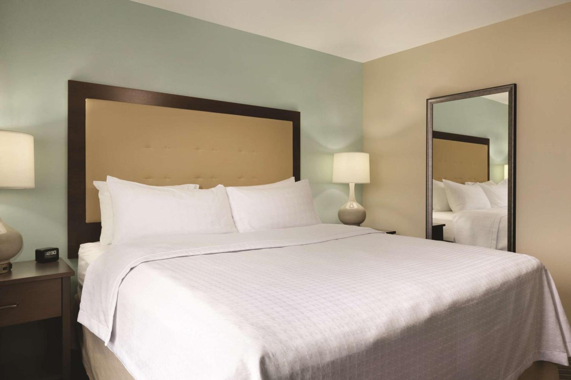 Homewood Suites by Hilton Kalamazoo-Portage photo 19