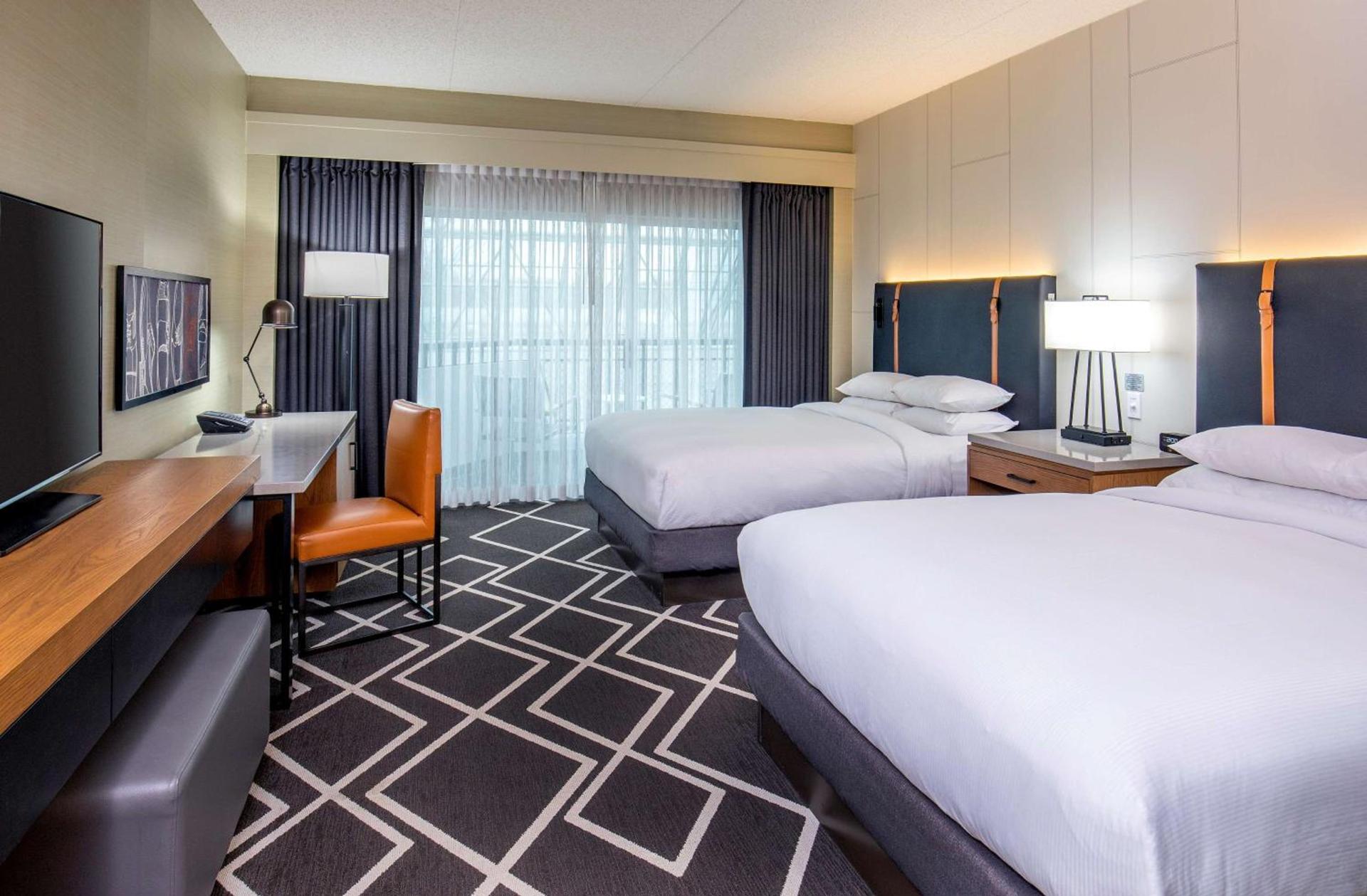 Hilton Boston Woburn photo 33