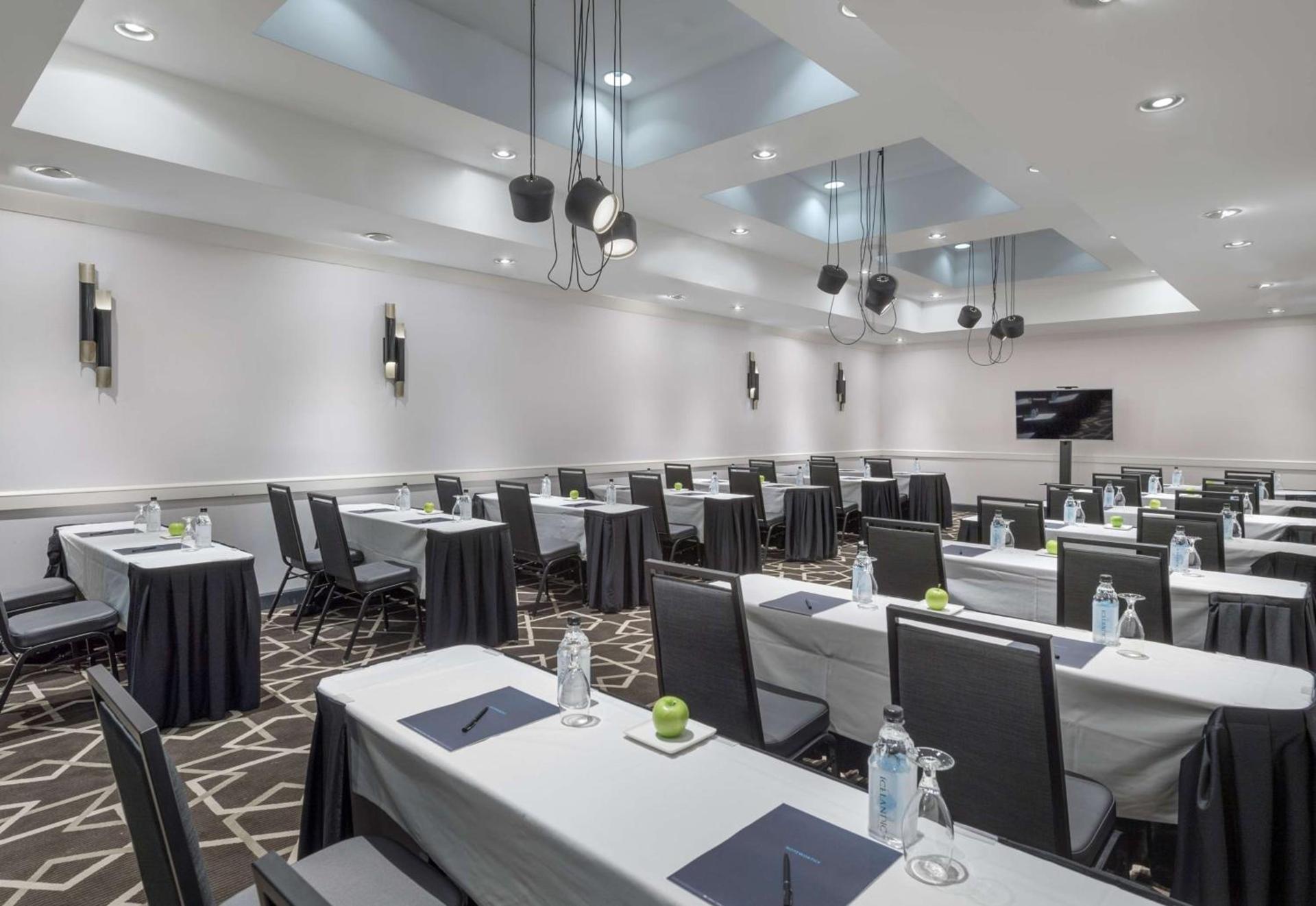 Hilton Boston Woburn photo 31