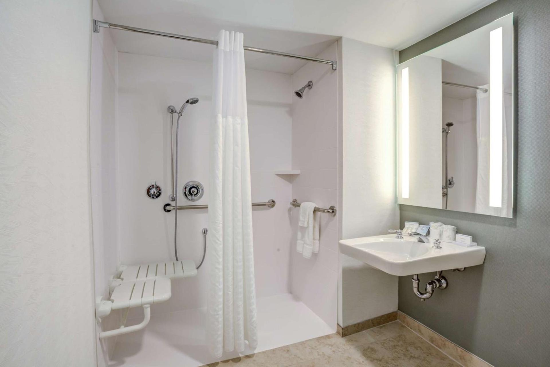 Hilton Garden Inn Boston Waltham photo 19