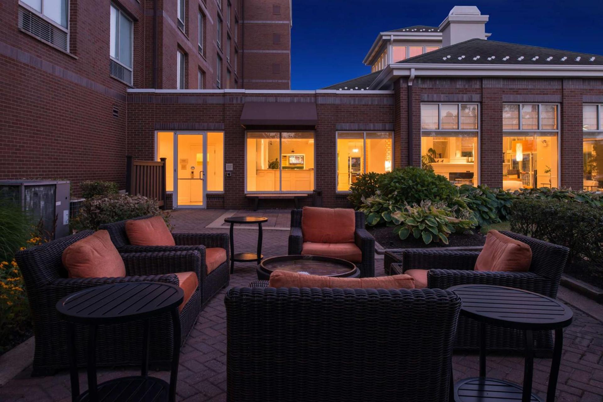 Hilton Garden Inn White Marsh photo 2