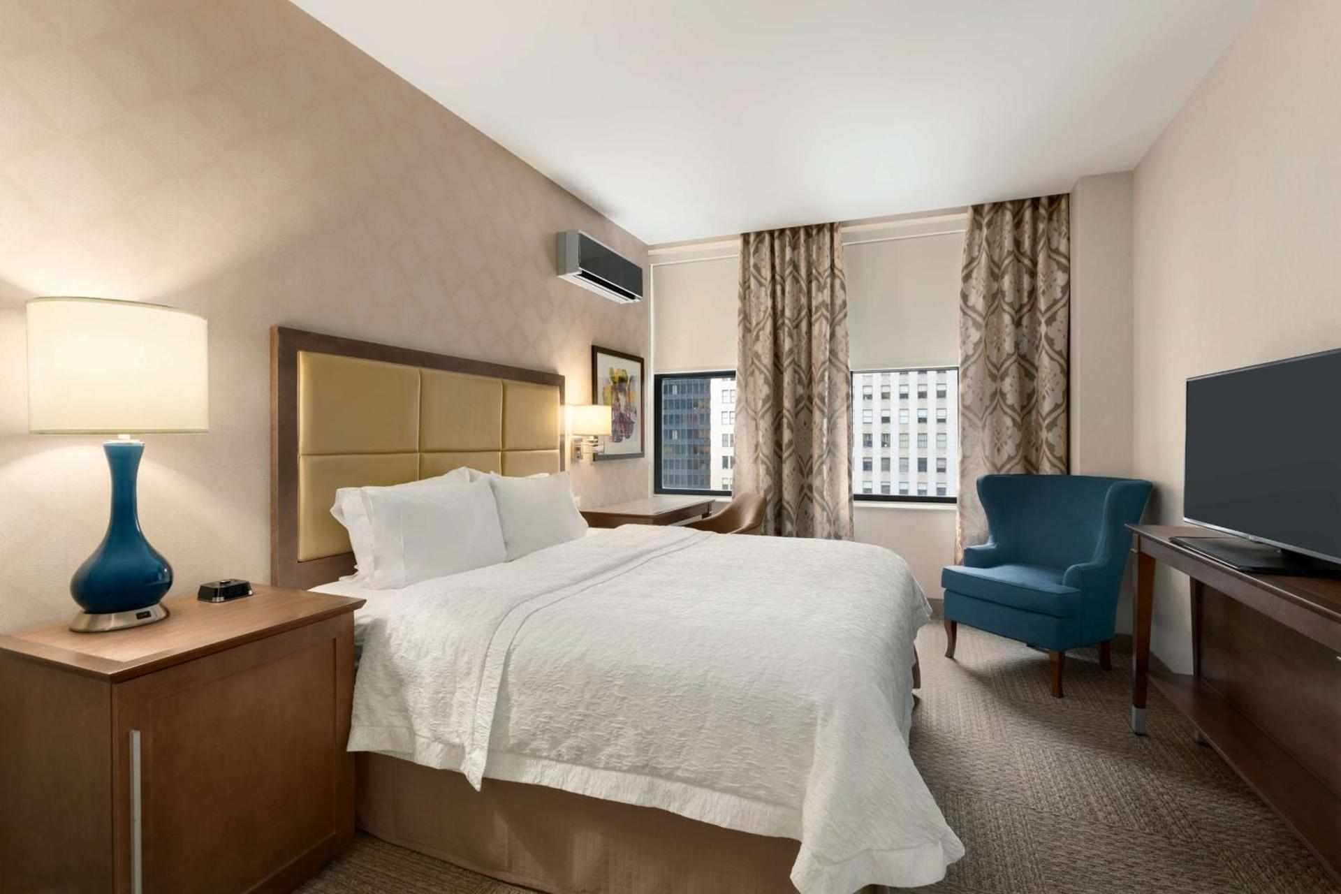 Hampton Inn Chicago Downtown/N Loop/Michigan Ave photo 14