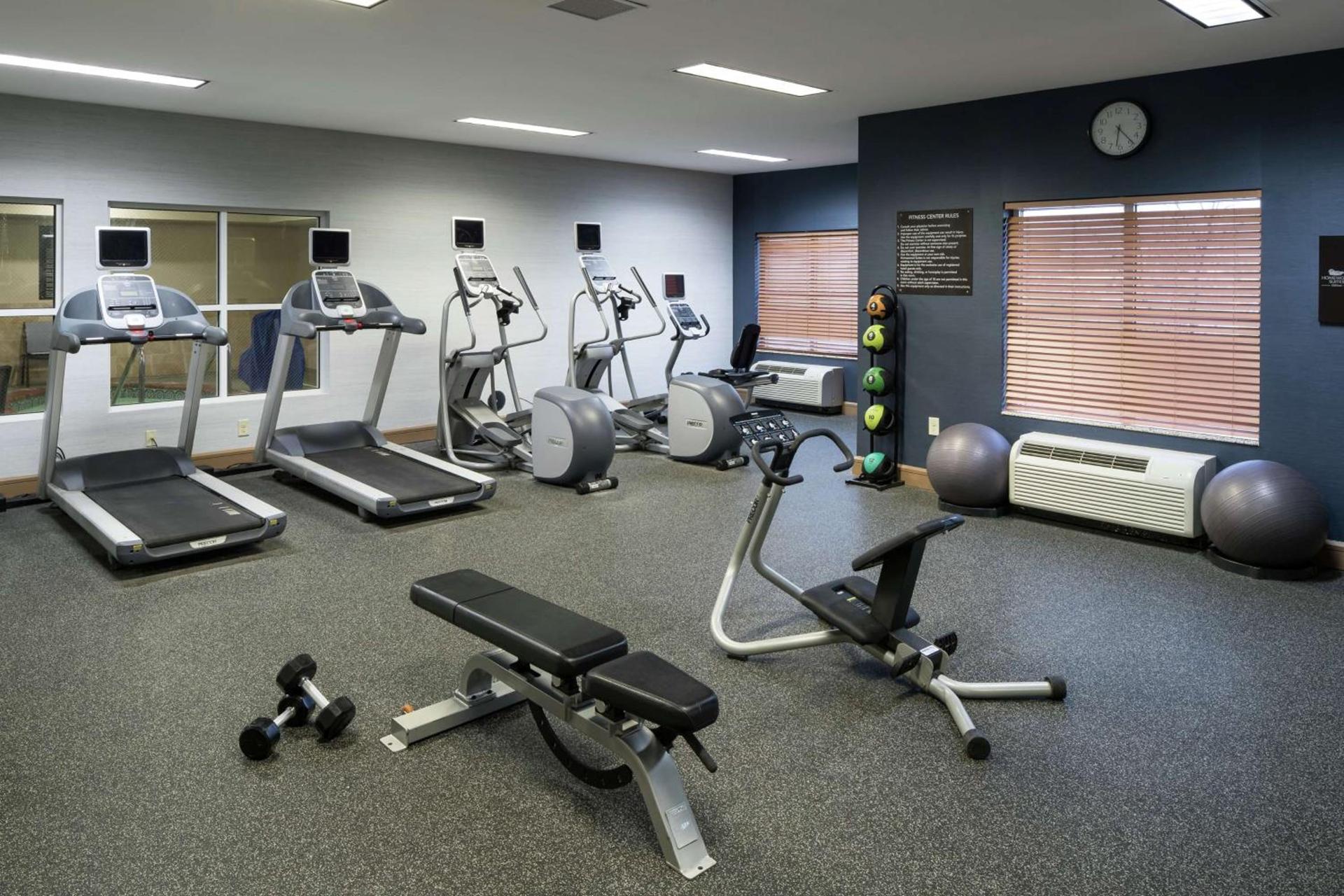Homewood Suites by Hilton Cedar Rapids-North photo 9