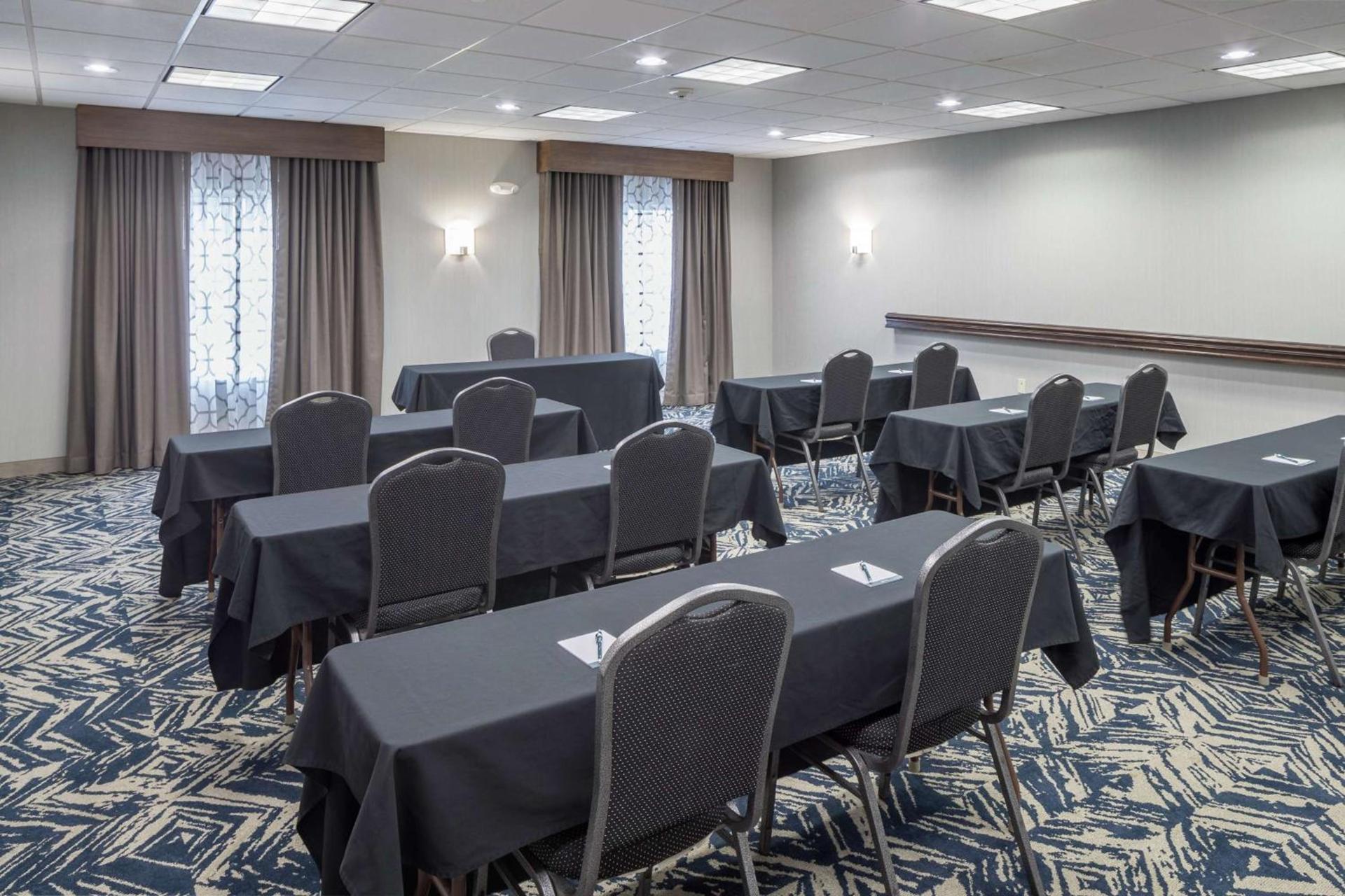 Homewood Suites by Hilton Cedar Rapids-North photo 17