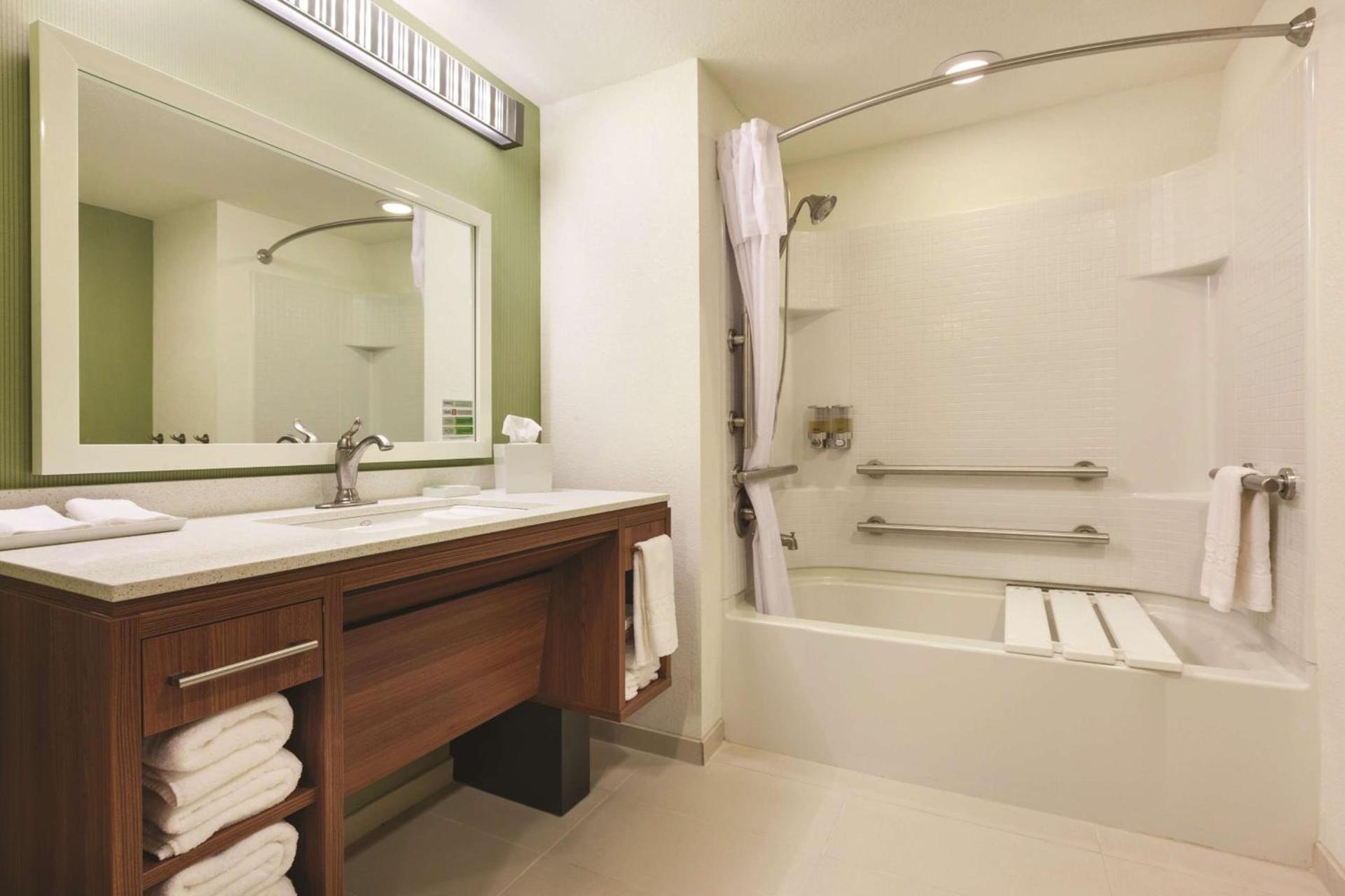 Home2 Suites by Hilton College Station photo 13