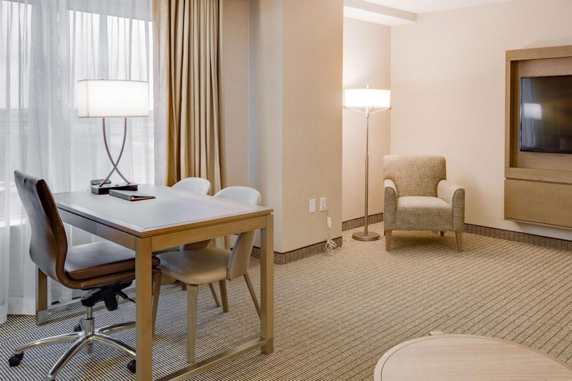 Embassy Suites by Hilton Columbus Dublin photo 26