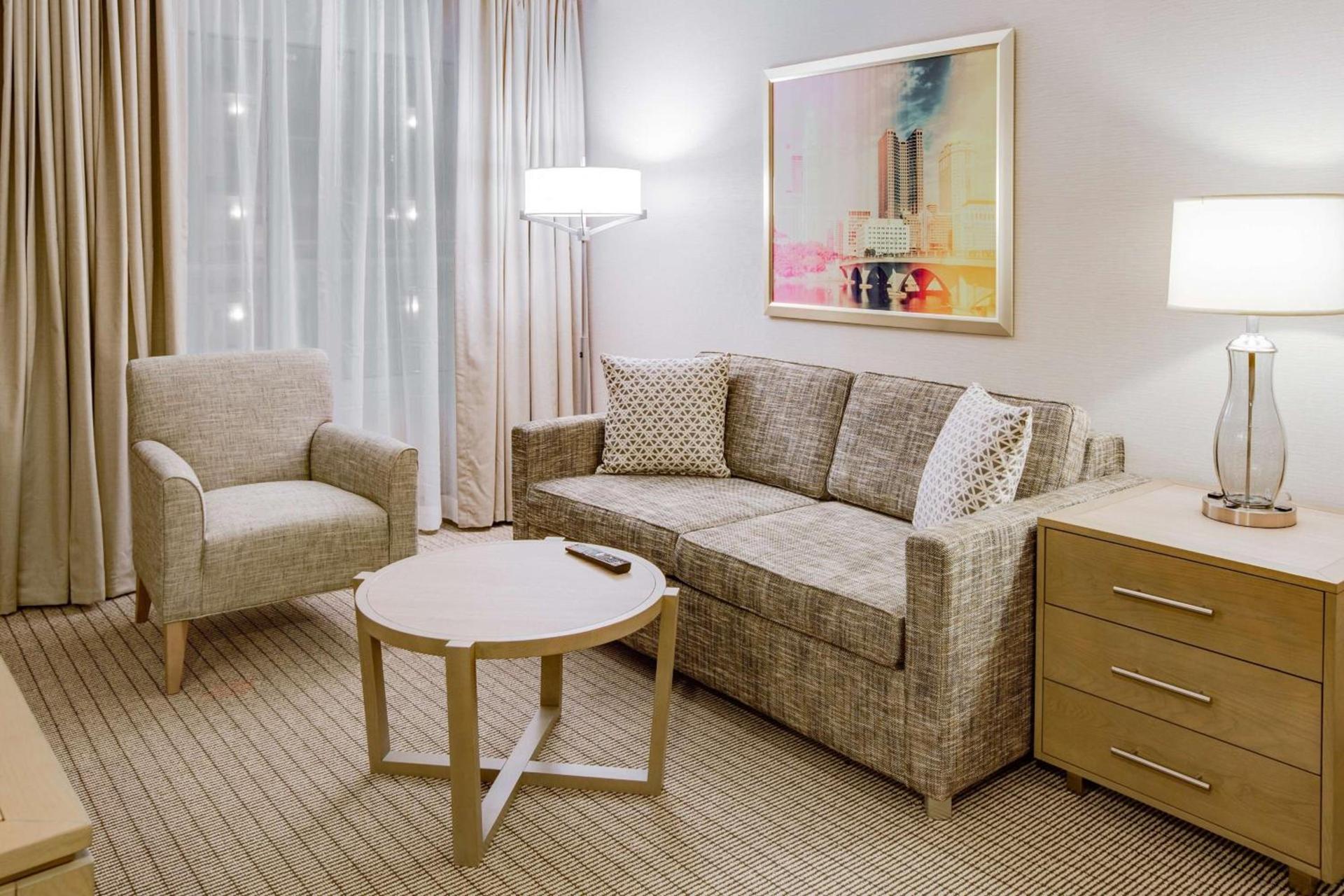 Embassy Suites by Hilton Columbus Dublin photo 28