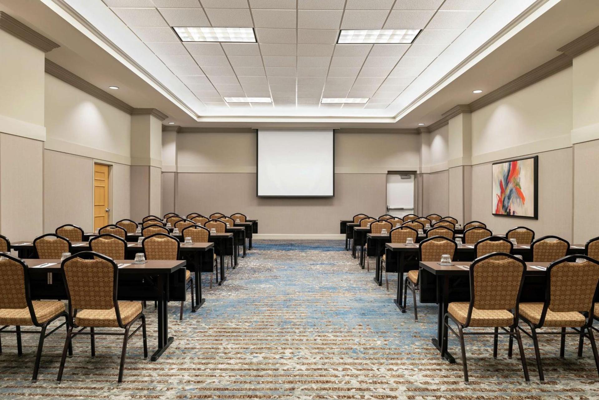 Embassy Suites by Hilton Columbus Dublin photo 33