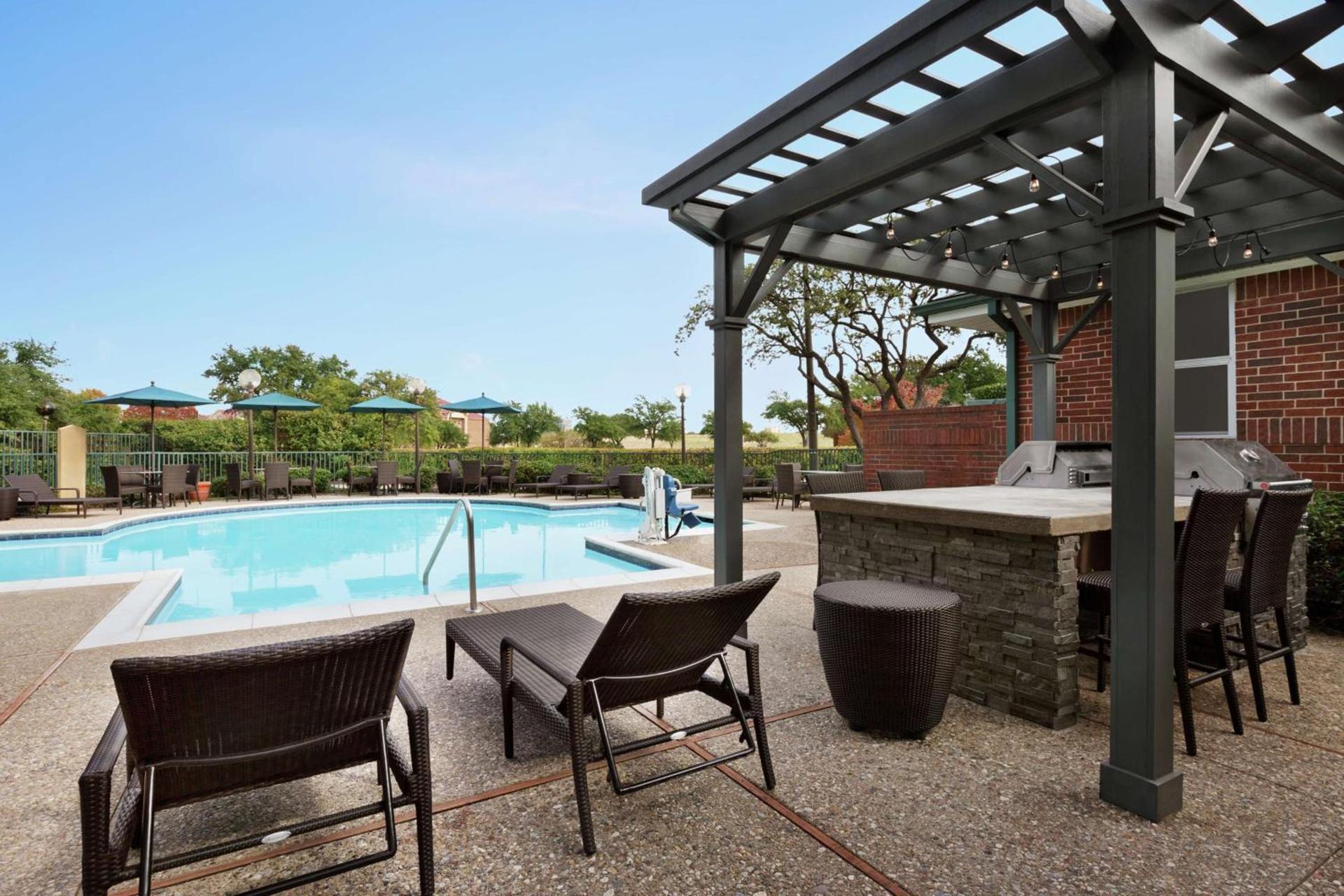Addison Suites photo 7