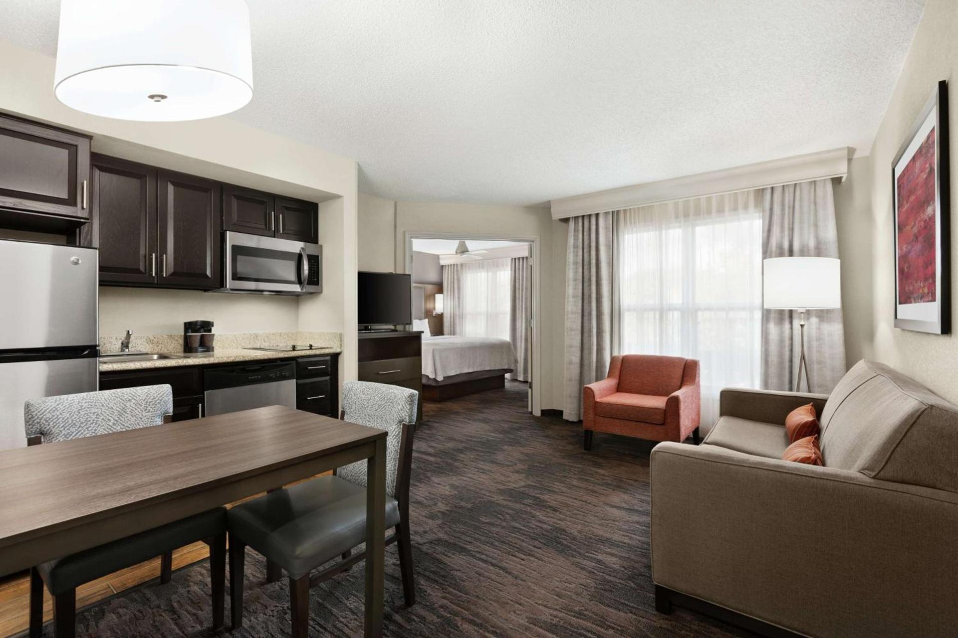 Addison Suites photo 21