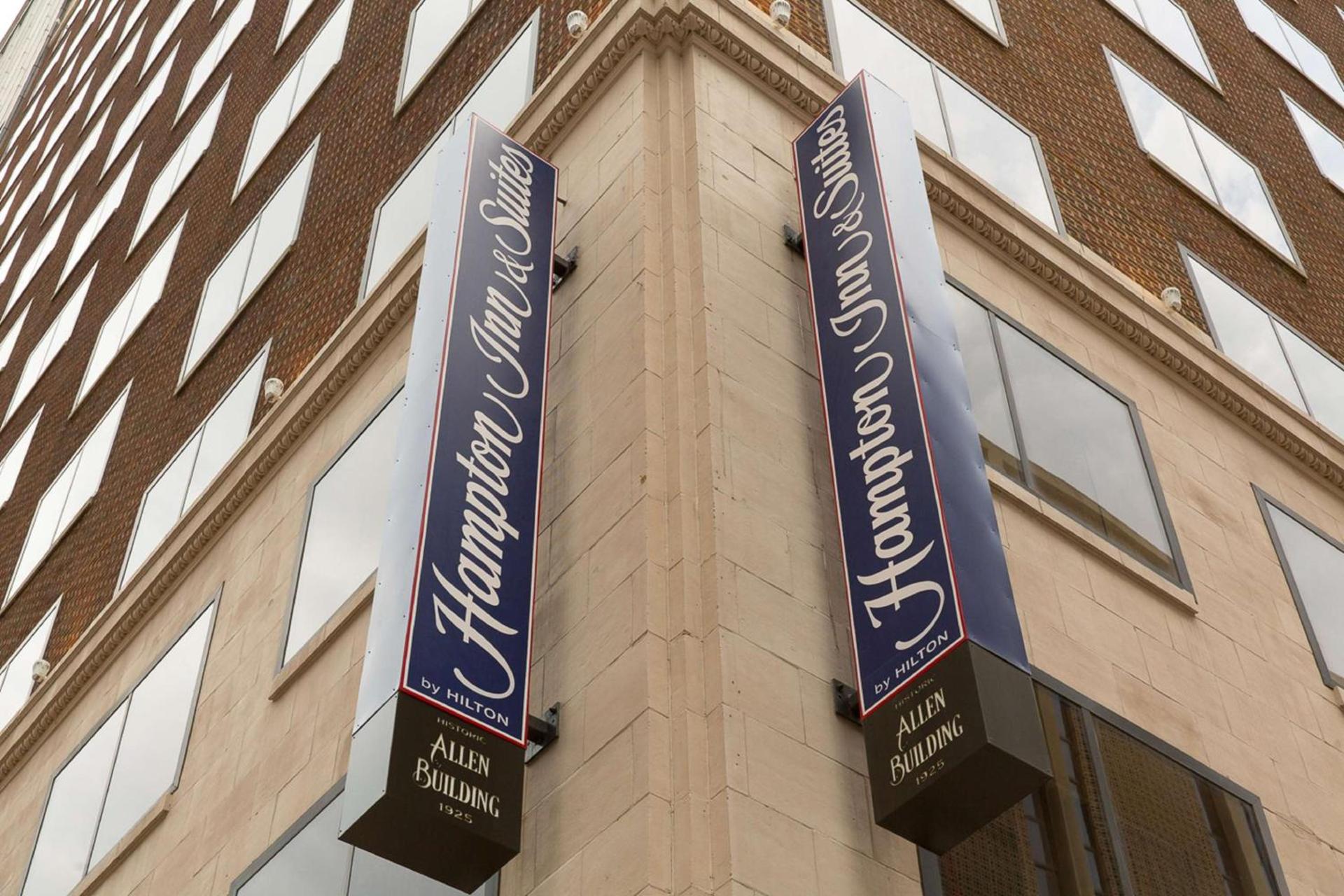 Hampton Inn & Suites Dallas Downtown photo 8