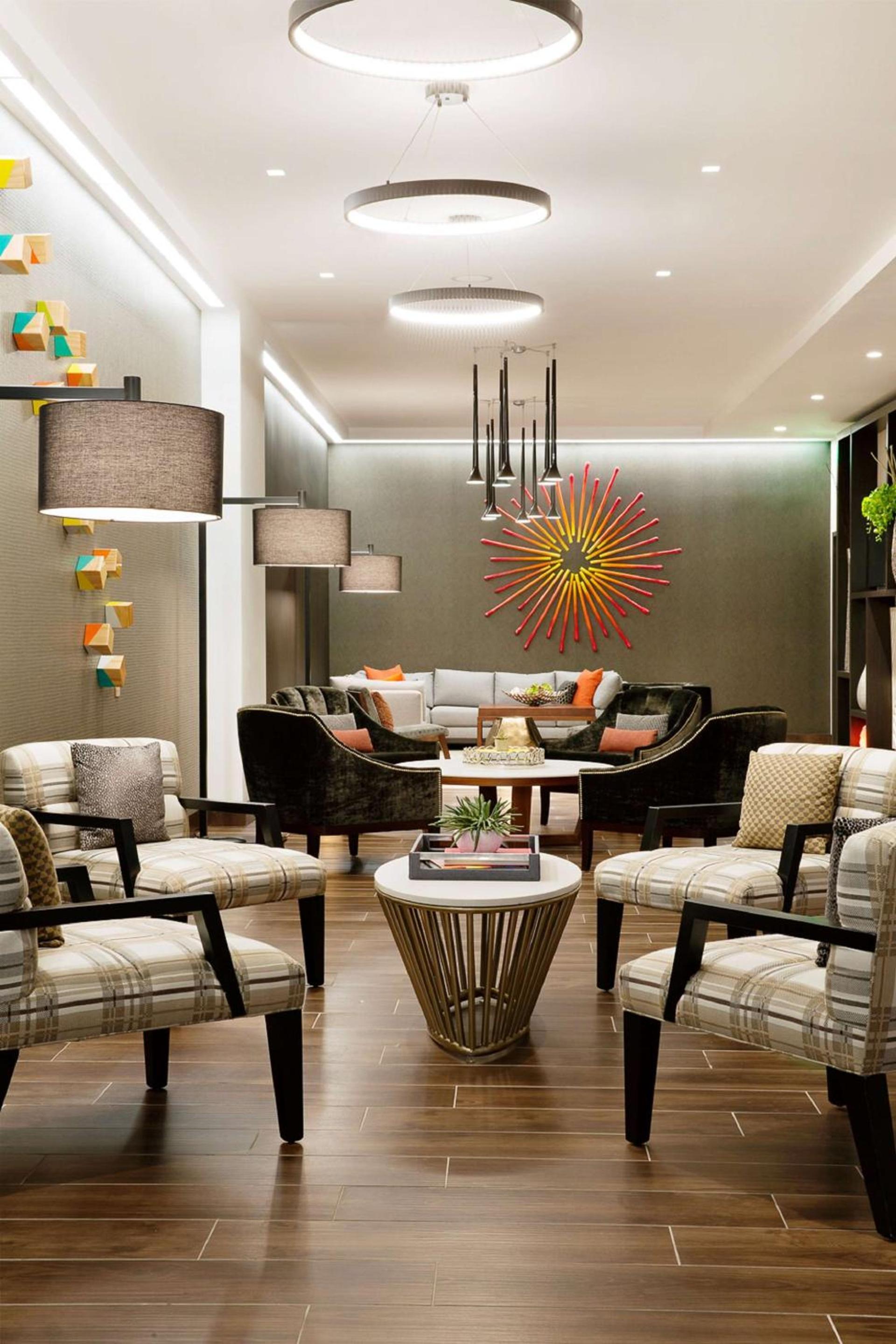 Hampton Inn & Suites Dallas Downtown photo 9