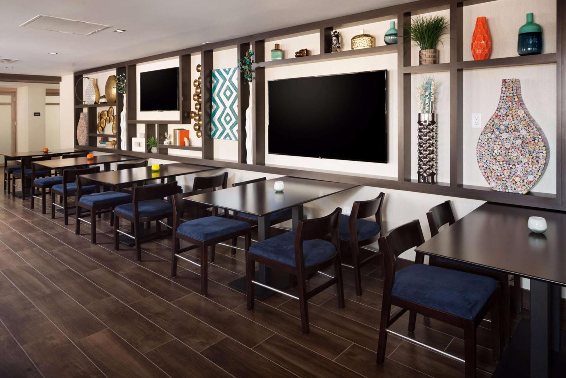 Hampton Inn & Suites Dallas Downtown photo 31