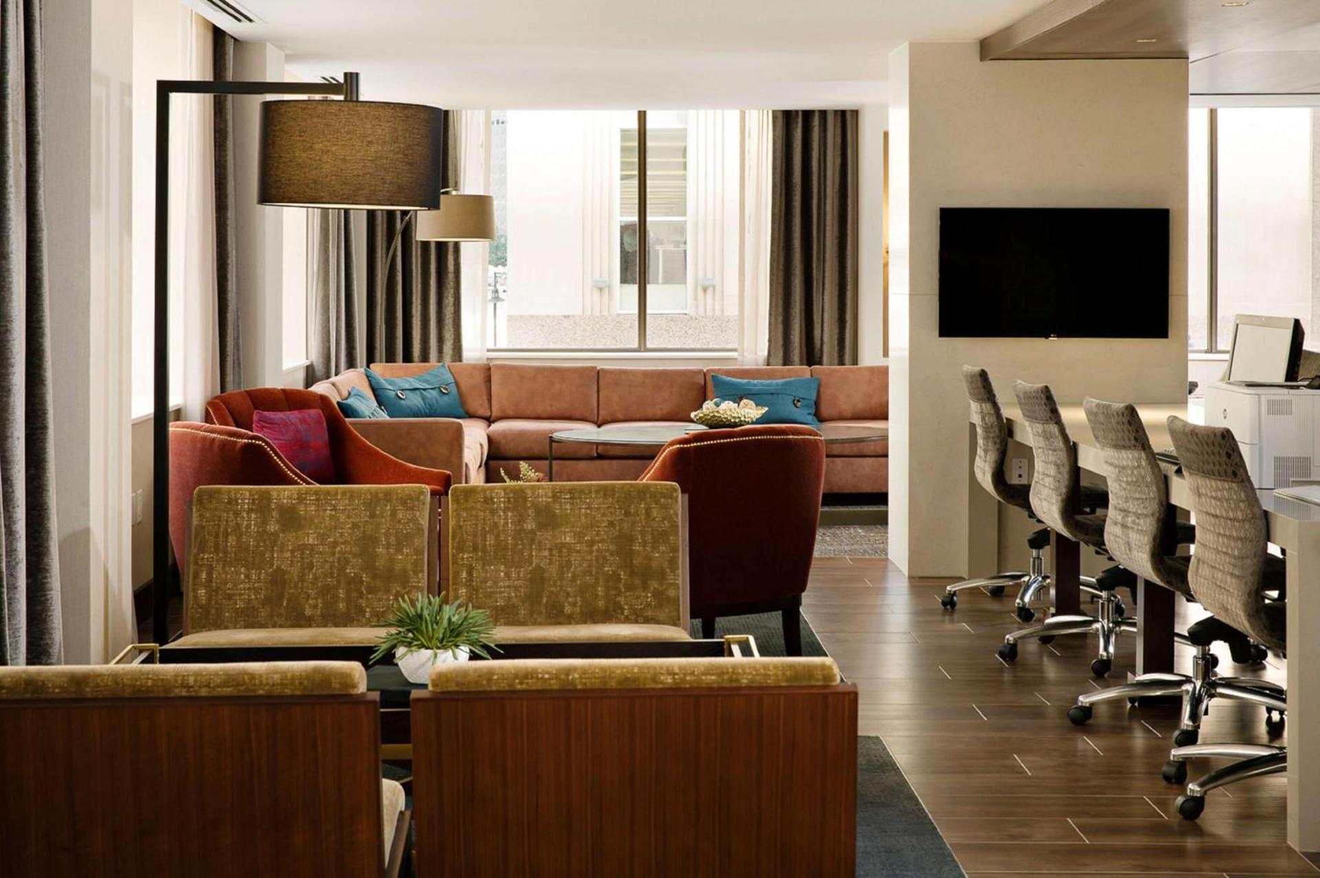 Hampton Inn & Suites Dallas Downtown photo 32