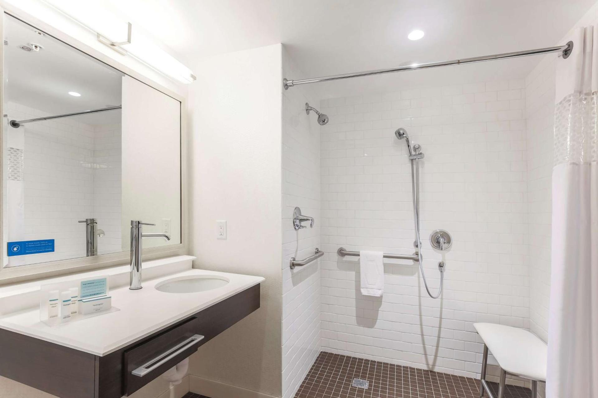 Hampton Inn & Suites Dallas Downtown photo 45