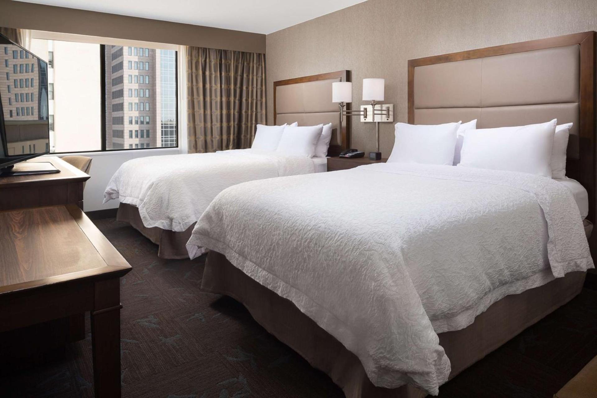 Hampton Inn & Suites Dallas Downtown photo 56