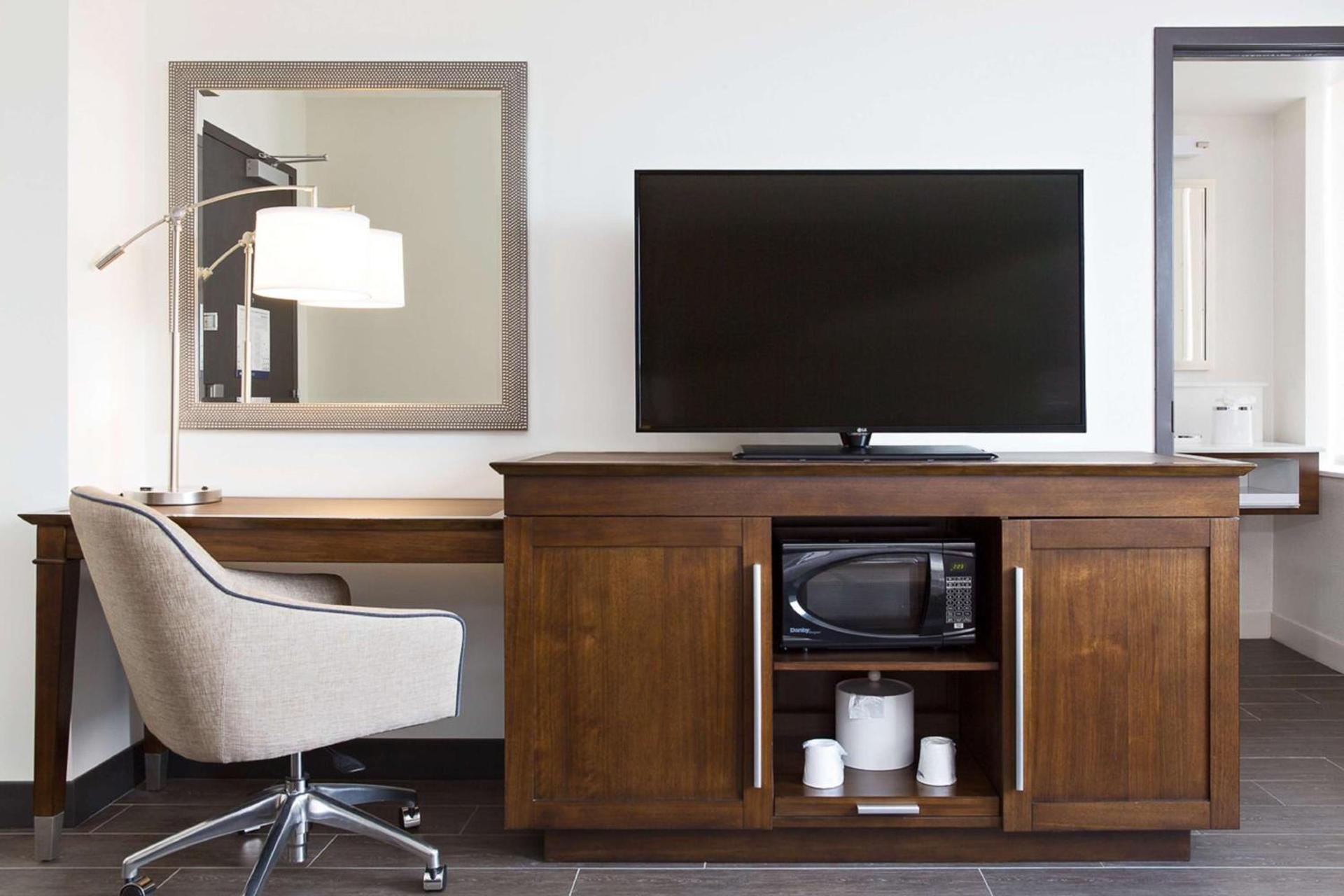 Hampton Inn & Suites Dallas Downtown photo 57