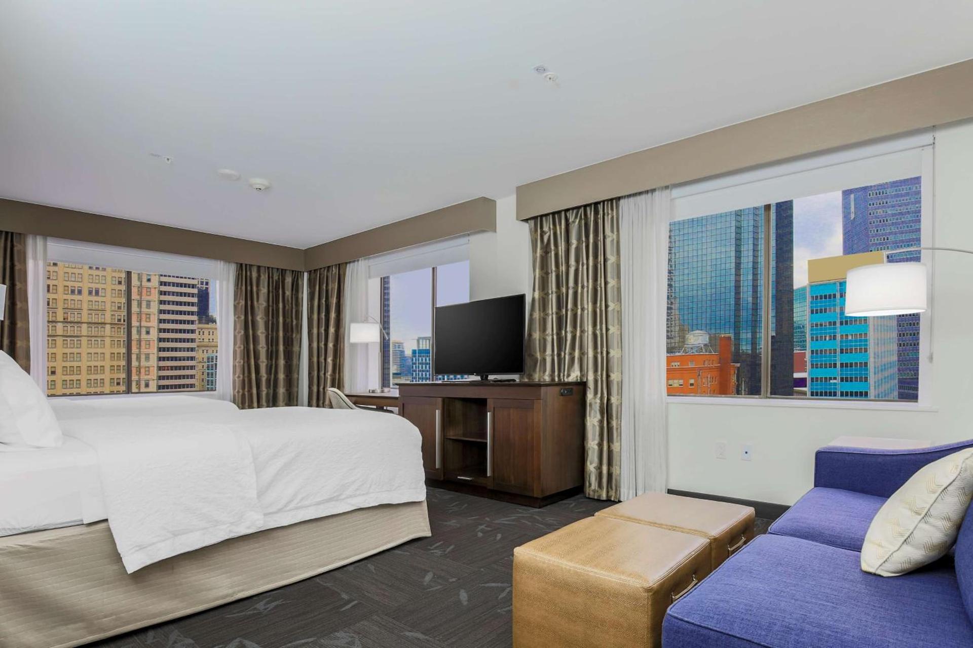 Hampton Inn & Suites Dallas Downtown photo 65
