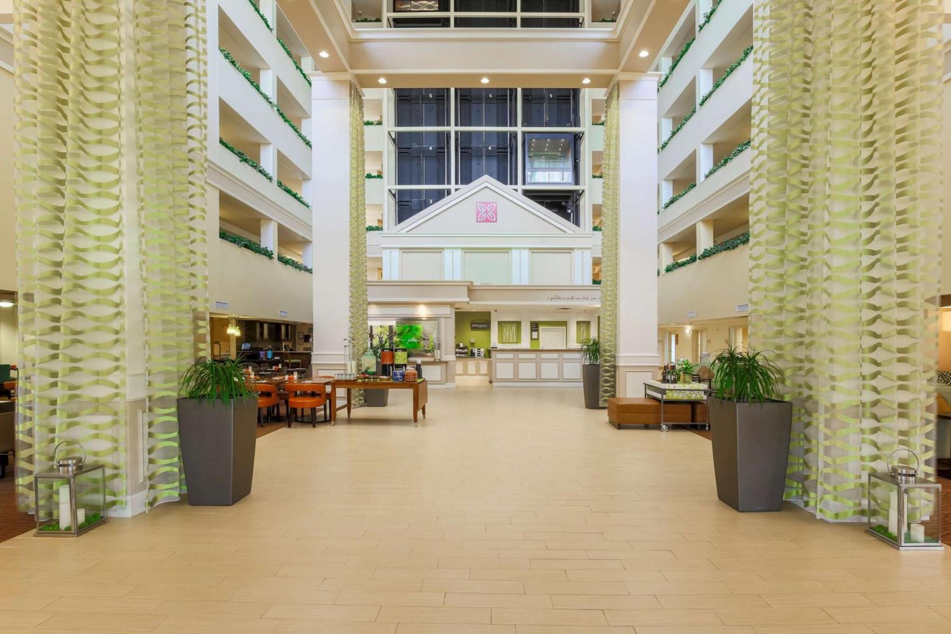 Hilton Garden Inn Dallas/Market Center photo 3