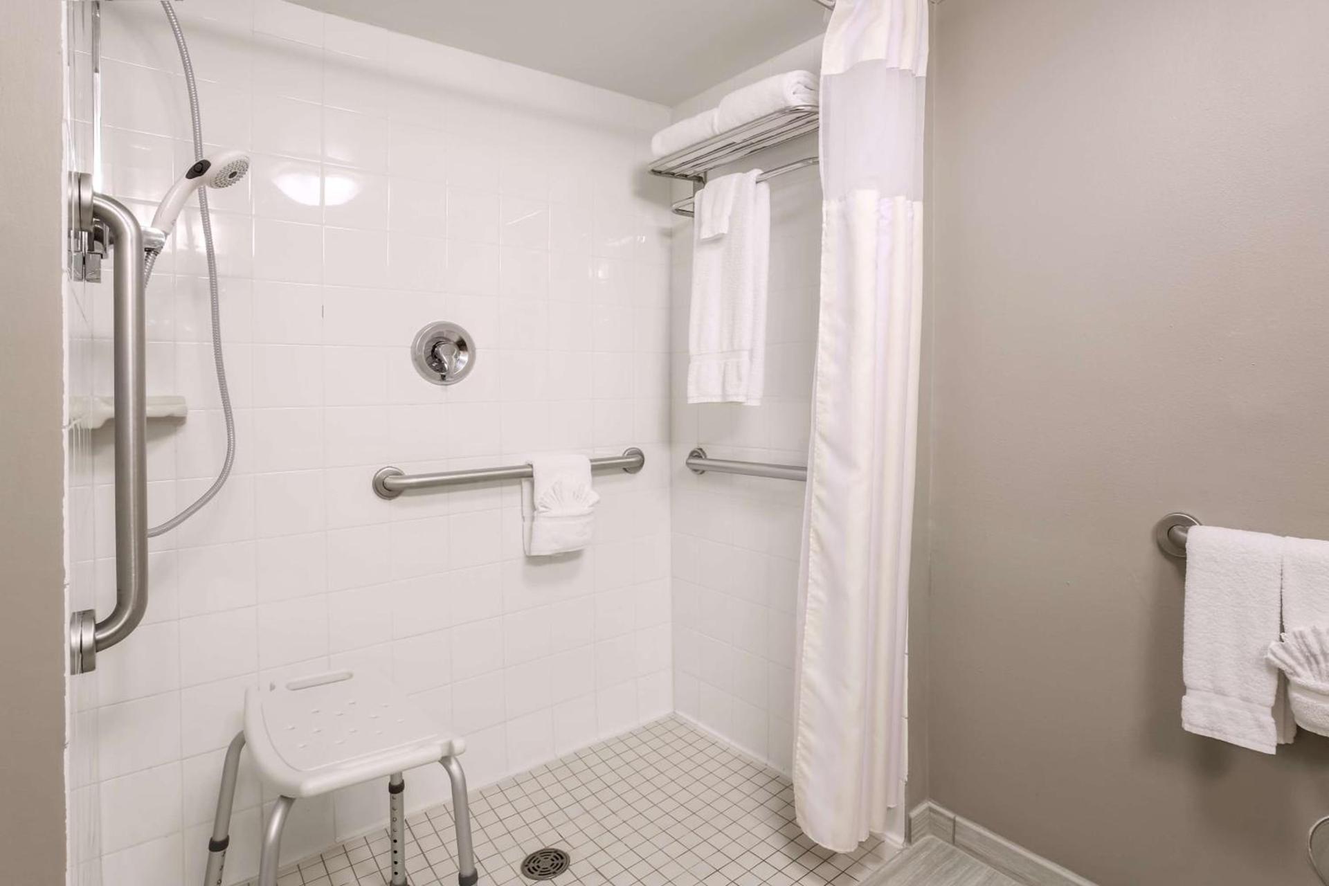 Hilton Garden Inn Dallas/Market Center photo 18
