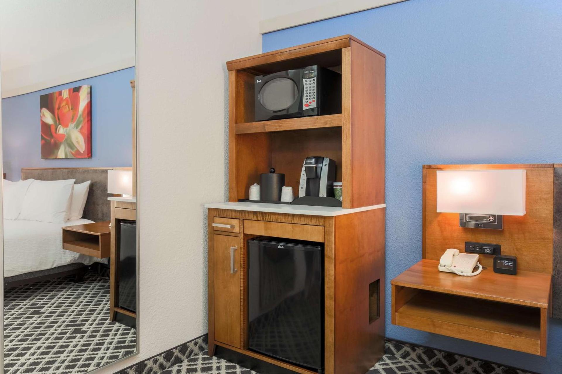 Hilton Garden Inn Dallas/Market Center photo 29
