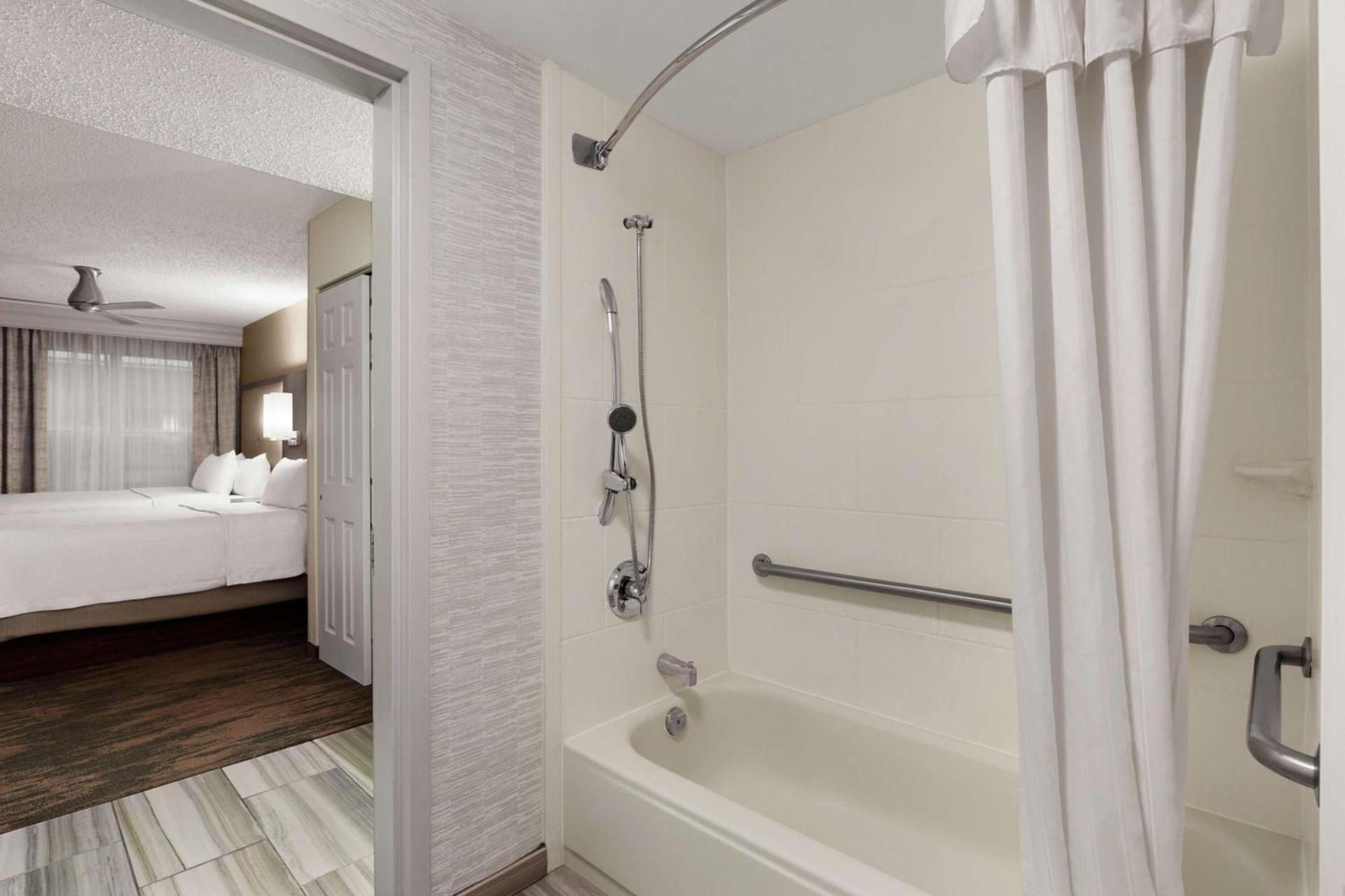 Homewood Suites by Hilton Dallas-Plano photo 14