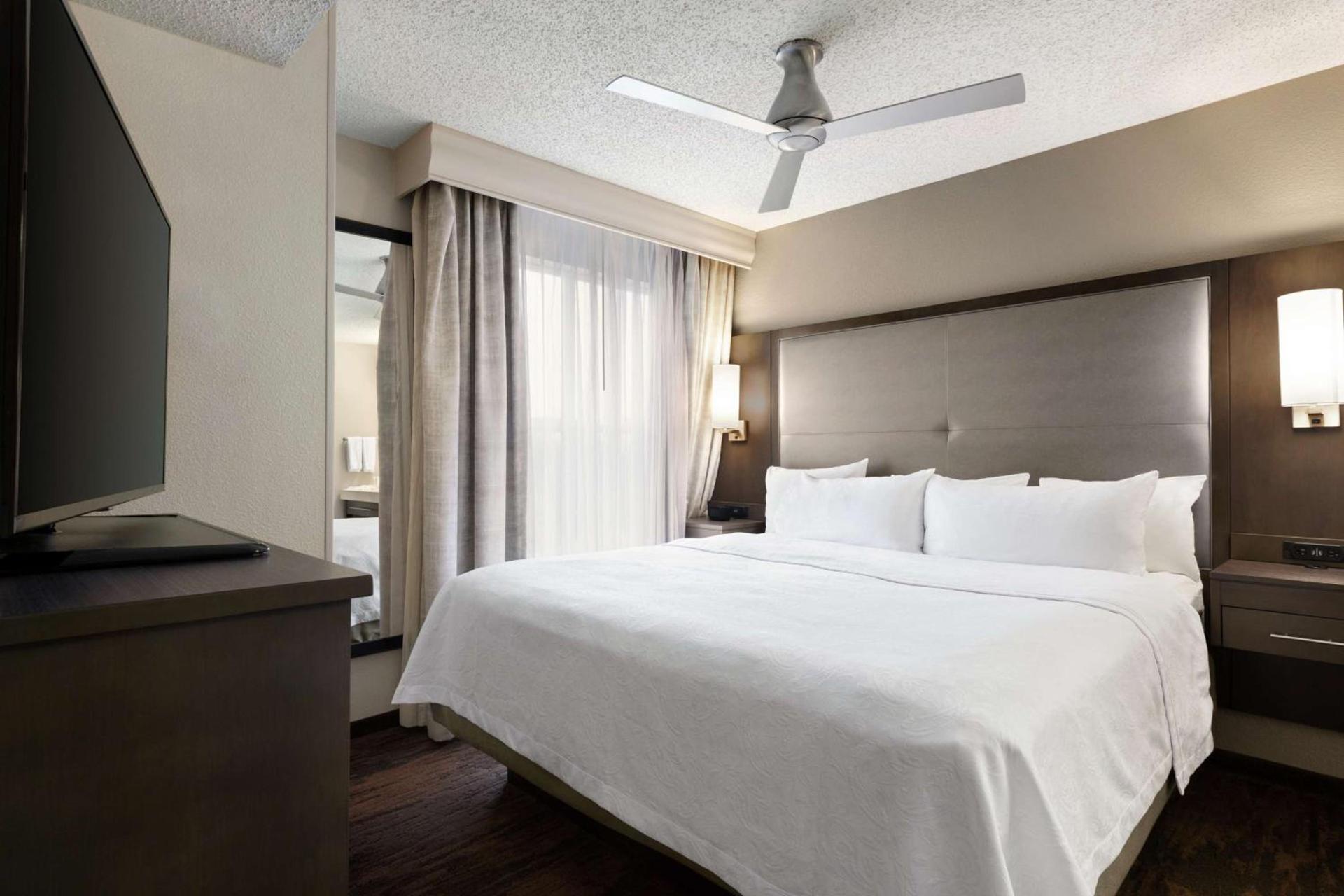 Homewood Suites by Hilton Dallas-Plano photo 21