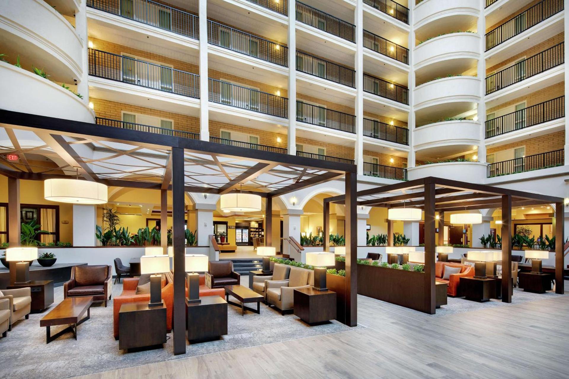 Embassy Suites Dallas - Park Central Area photo 5