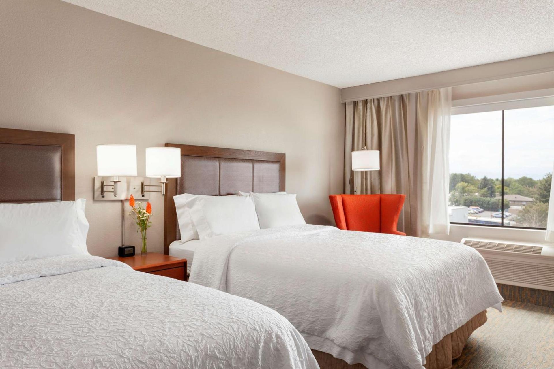 Hampton Inn & Suites Denver-Cherry Creek photo 2