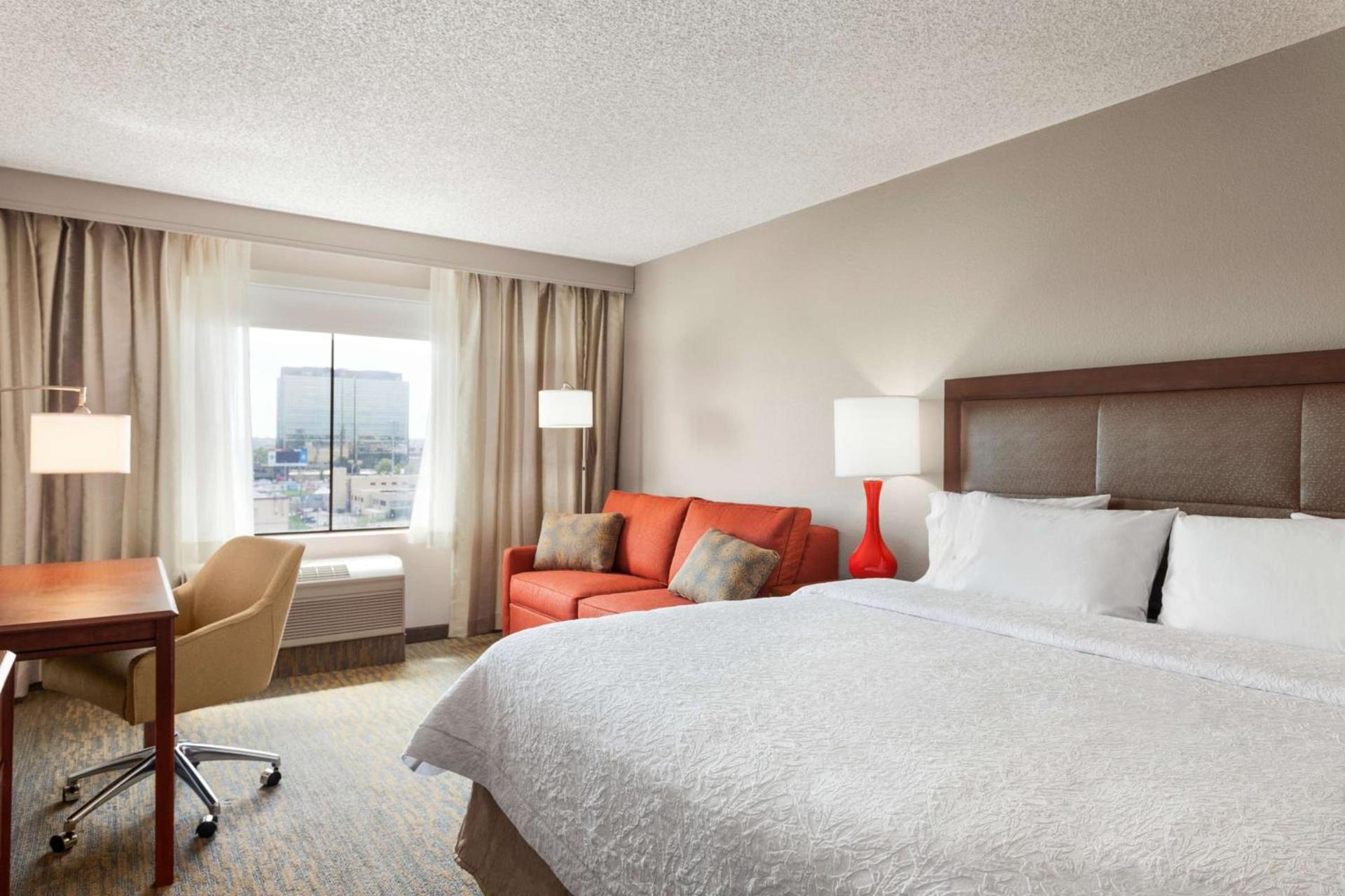 Hampton Inn & Suites Denver-Cherry Creek photo 17