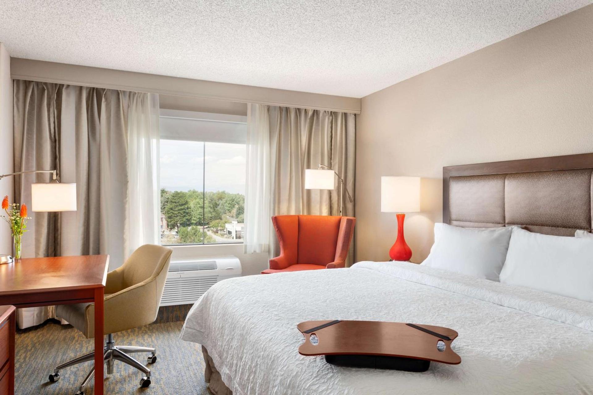 Hampton Inn & Suites Denver-Cherry Creek photo 25