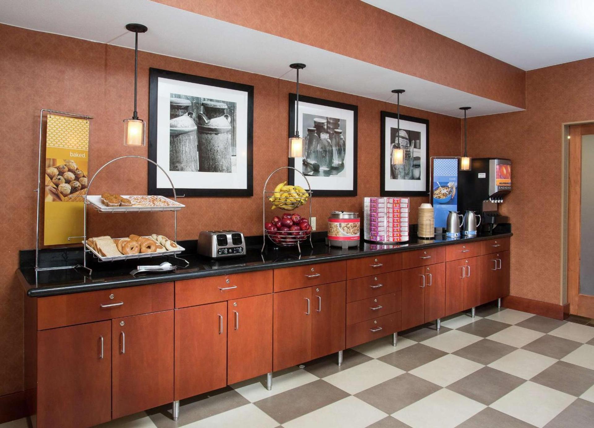Hampton Inn Denver - Northwest Westminster photo 8