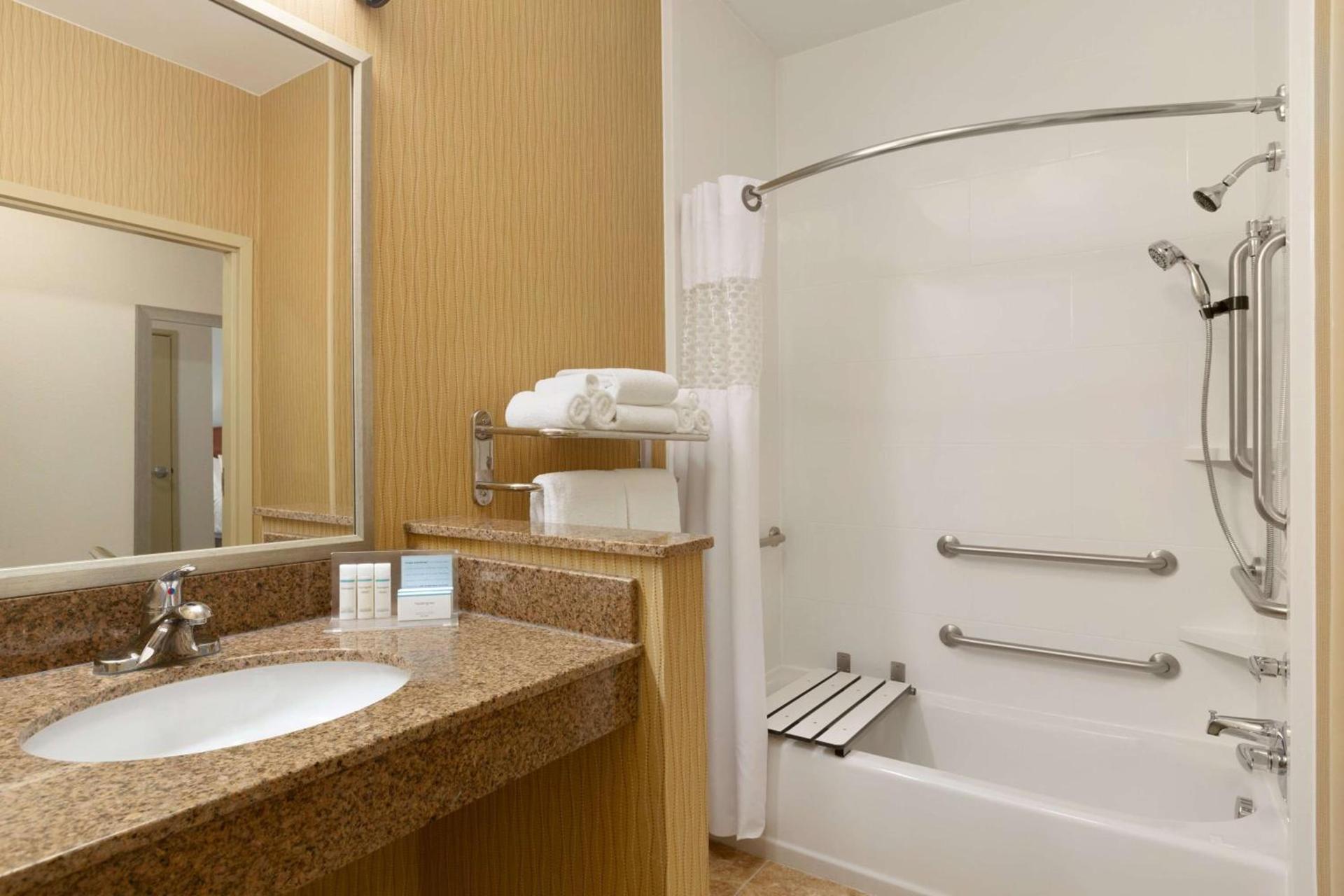 Hampton Inn Denver - Northwest Westminster photo 14
