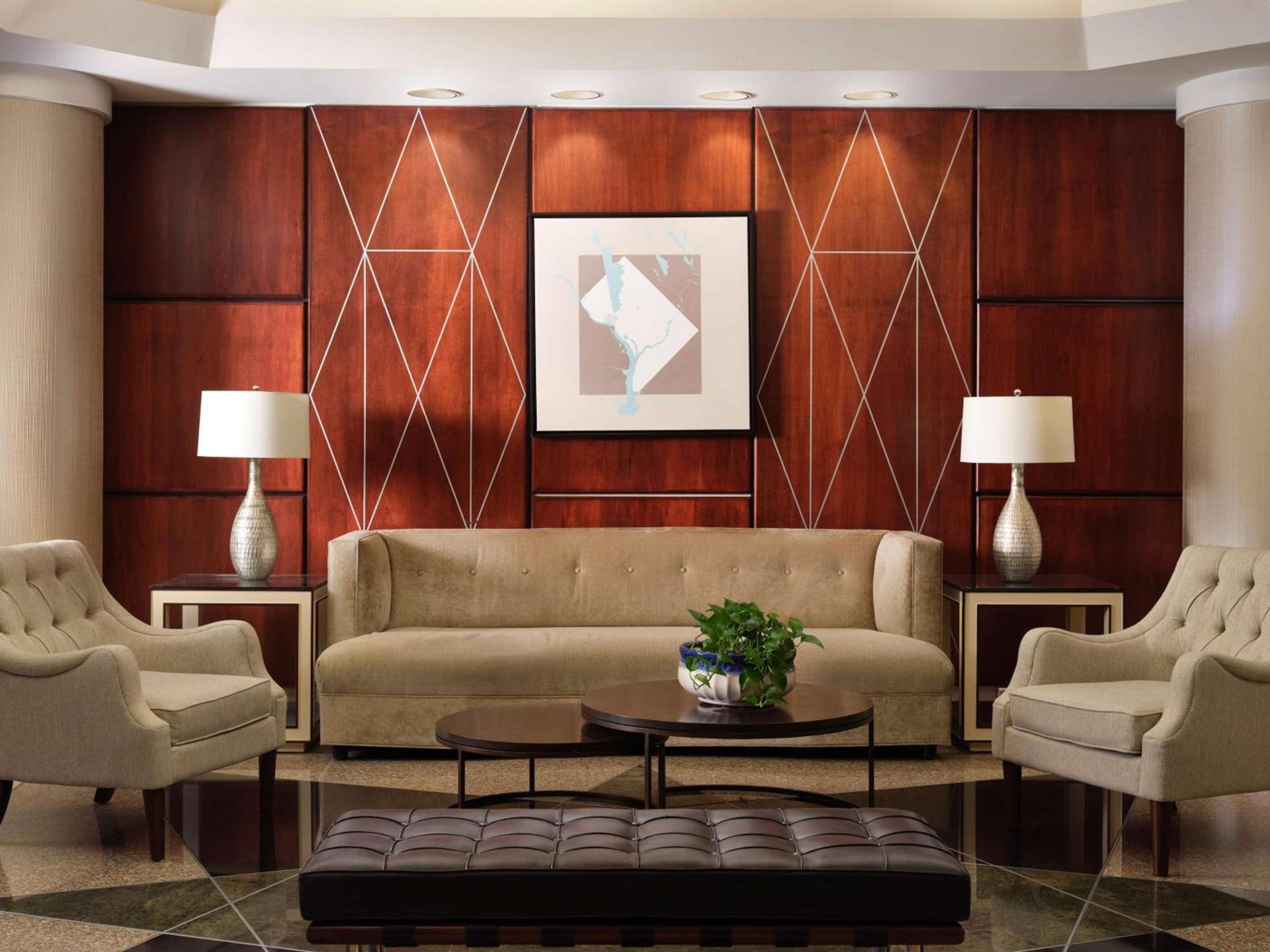 Hilton Arlington photo 4