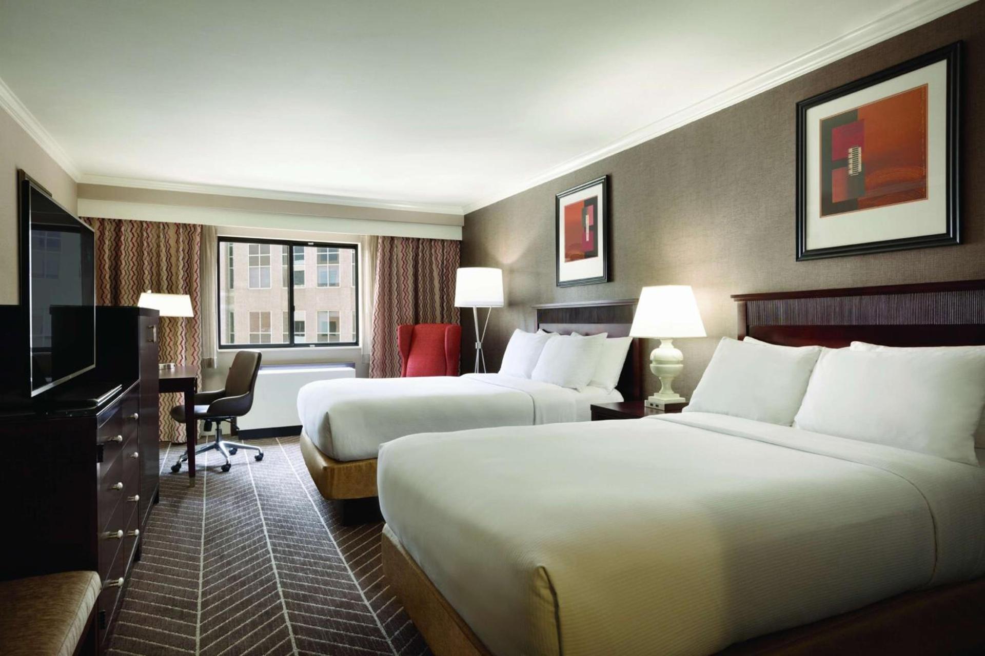 Hilton Arlington photo 14