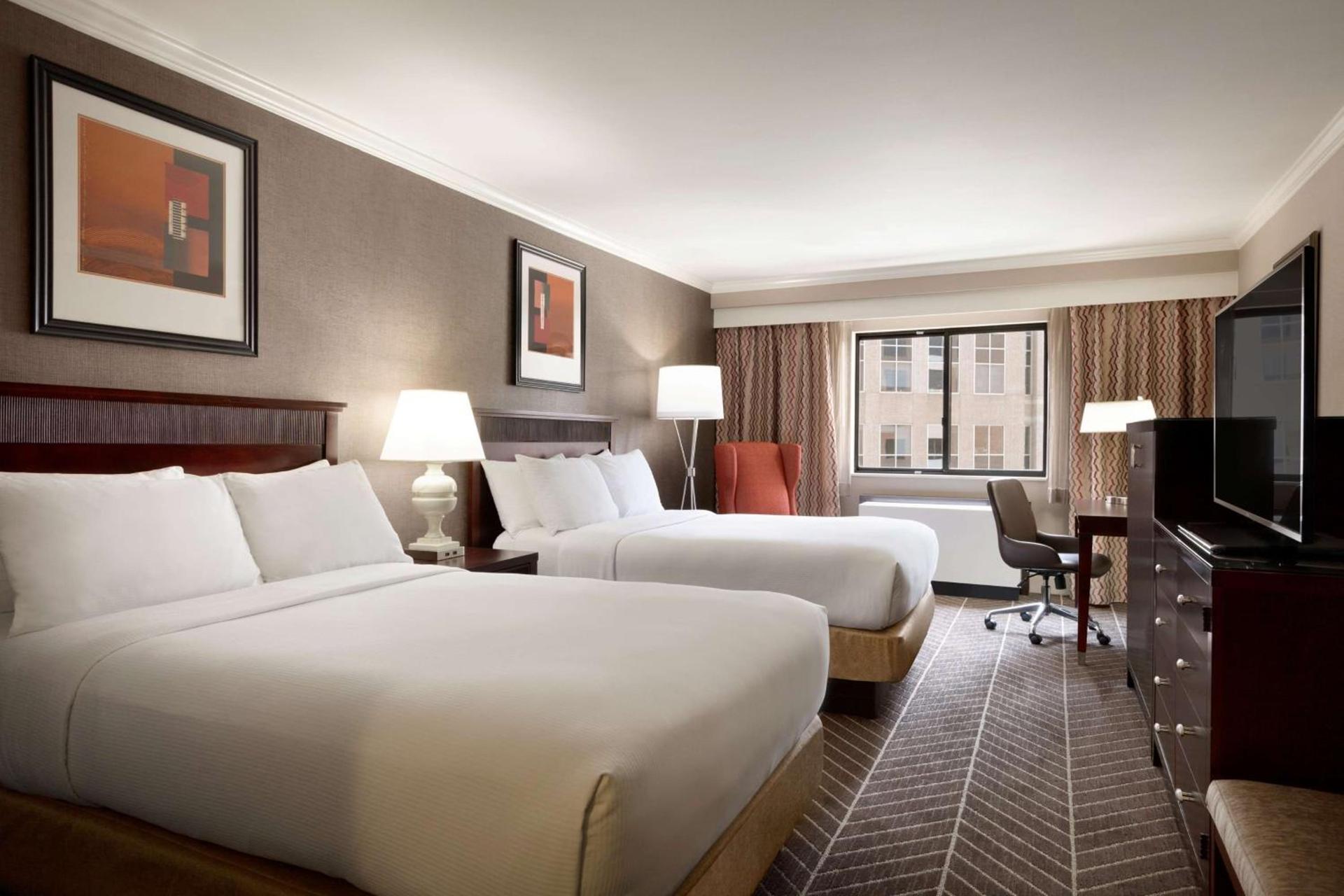 Hilton Arlington photo 22