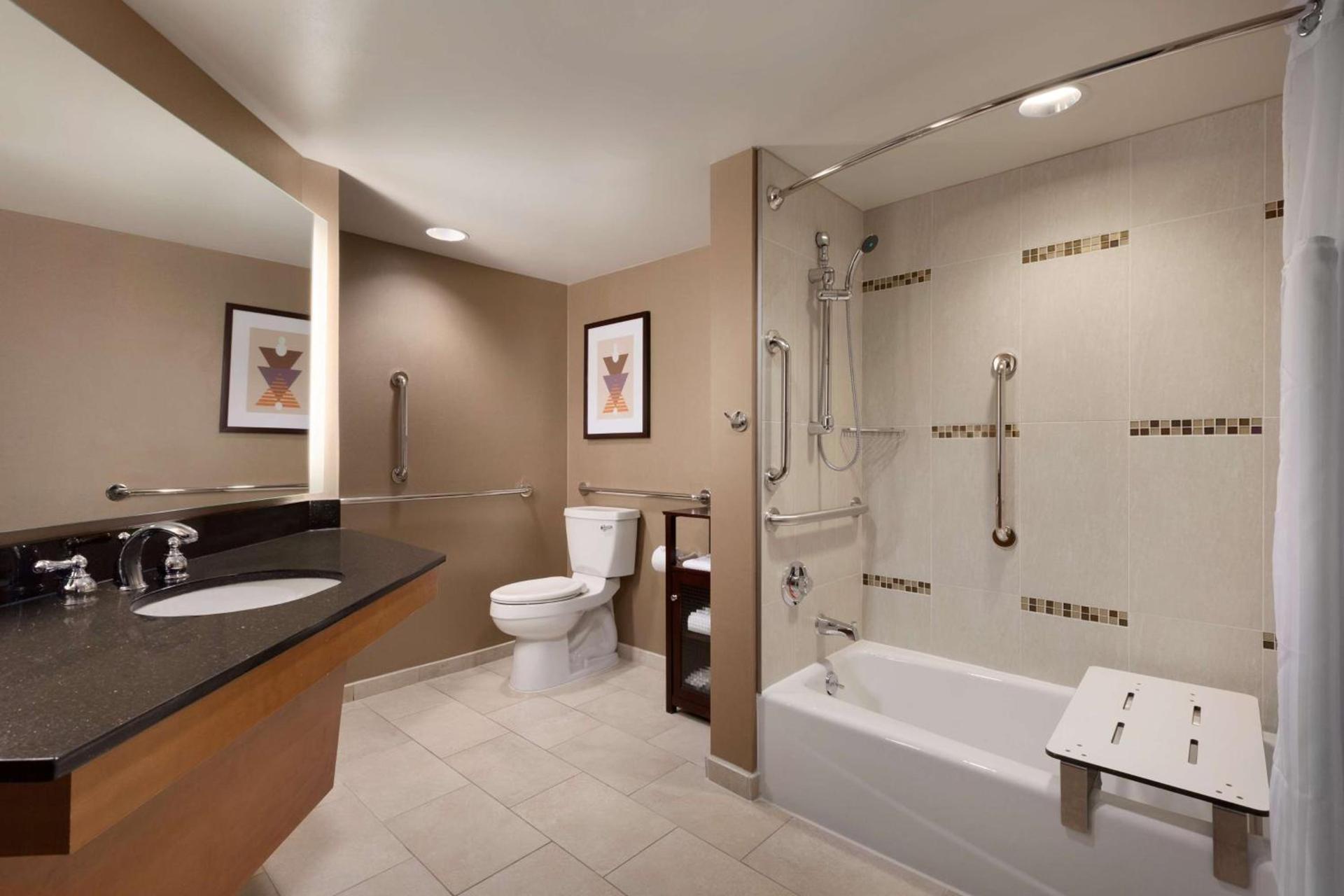 Hilton Arlington photo 23