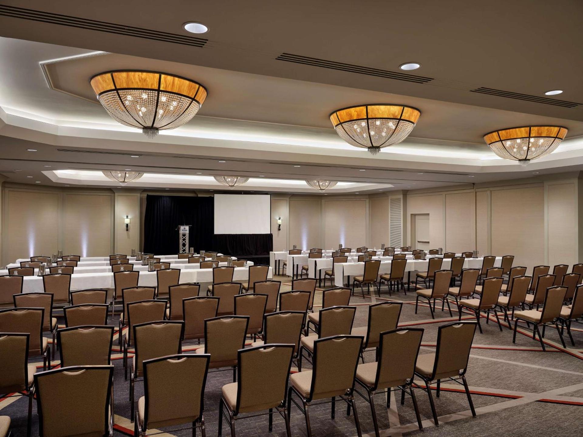 Hilton Arlington photo 30