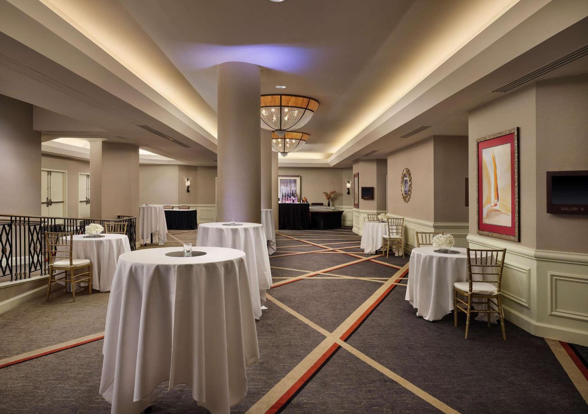 Hilton Arlington photo 32